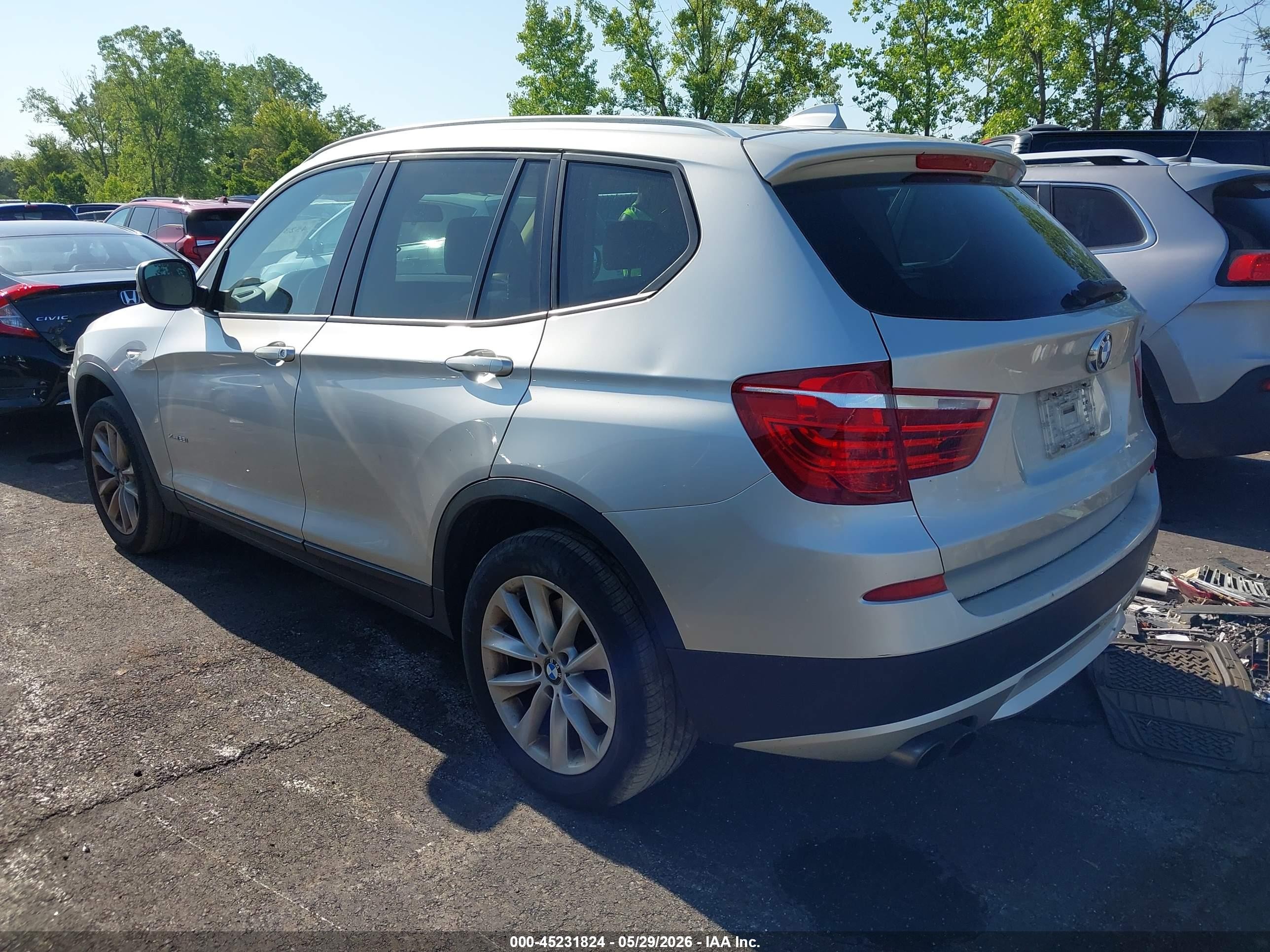 2013 Bmw X3 Xdrive28i Silver vin: 5UXWX9C56D0D02868