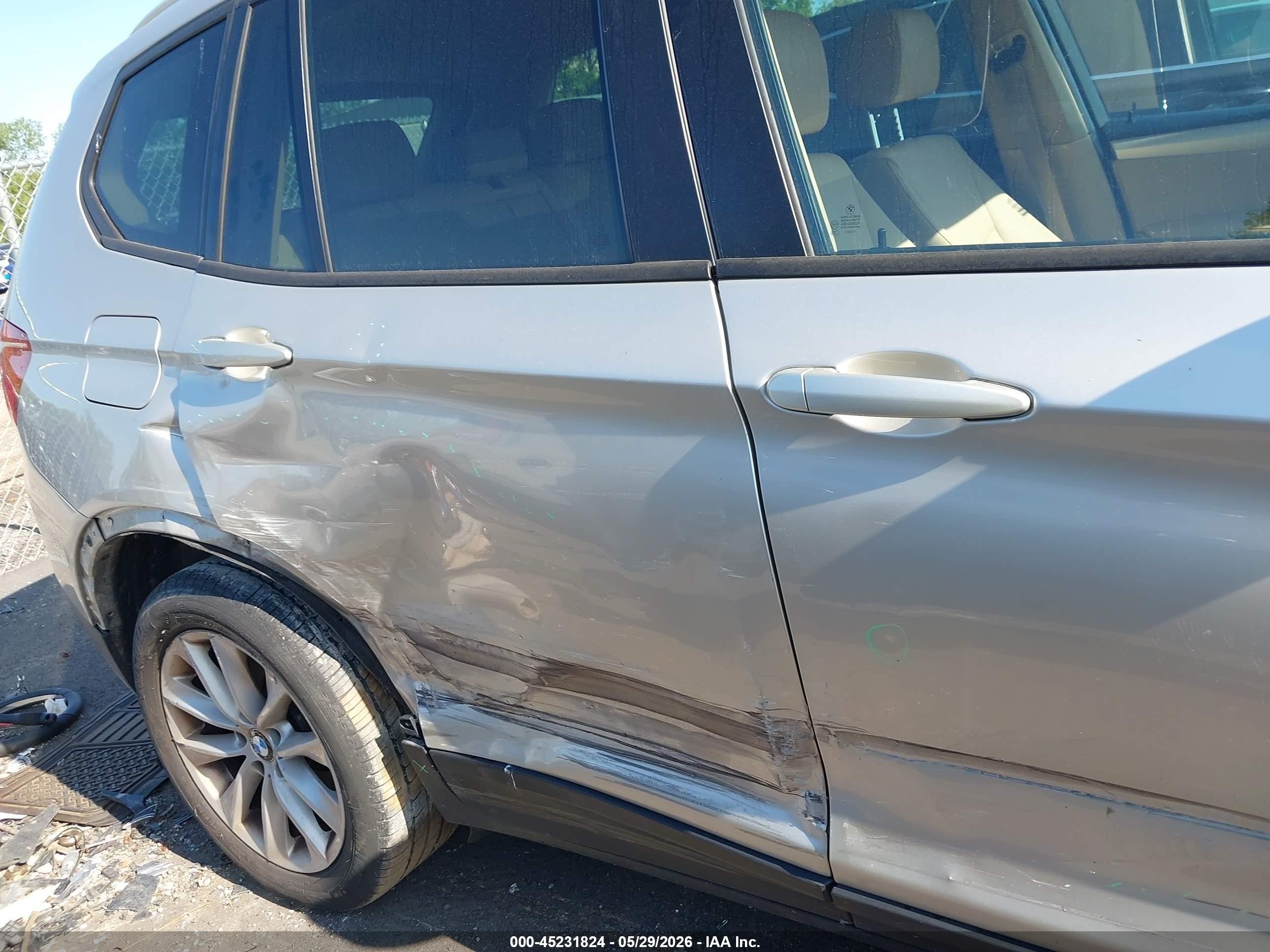 2013 Bmw X3 Xdrive28i Silver vin: 5UXWX9C56D0D02868