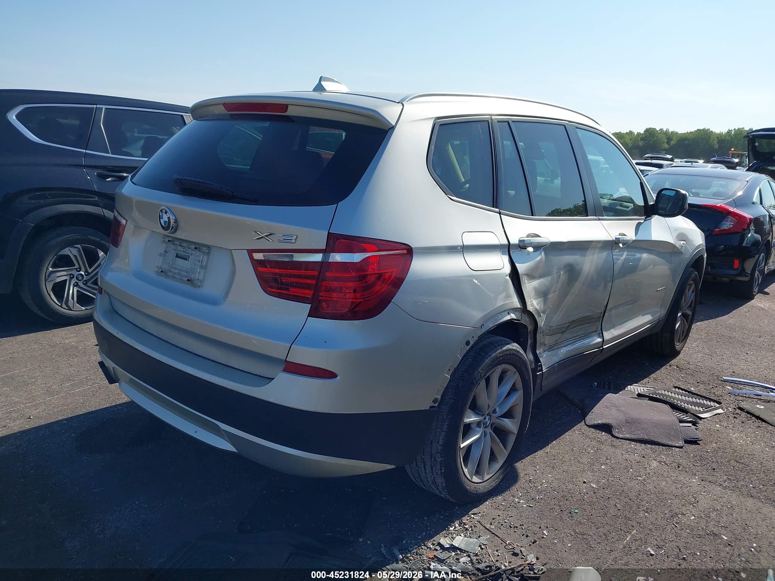 2013 Bmw X3 Xdrive28i Silver vin: 5UXWX9C56D0D02868