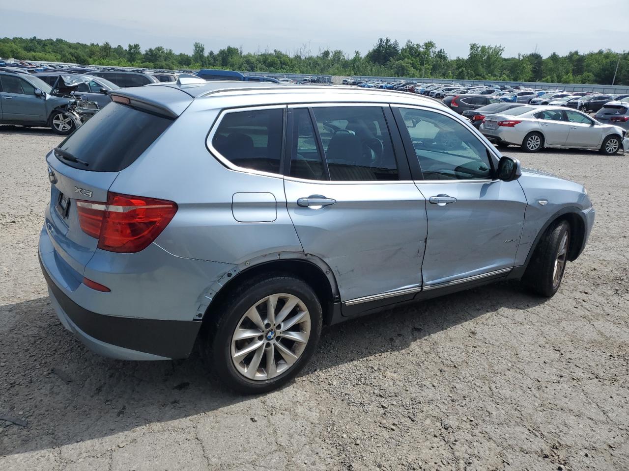 2013 Bmw Motorrad X3 Xdrive28i Blue vin: 5UXWX9C56D0D05477