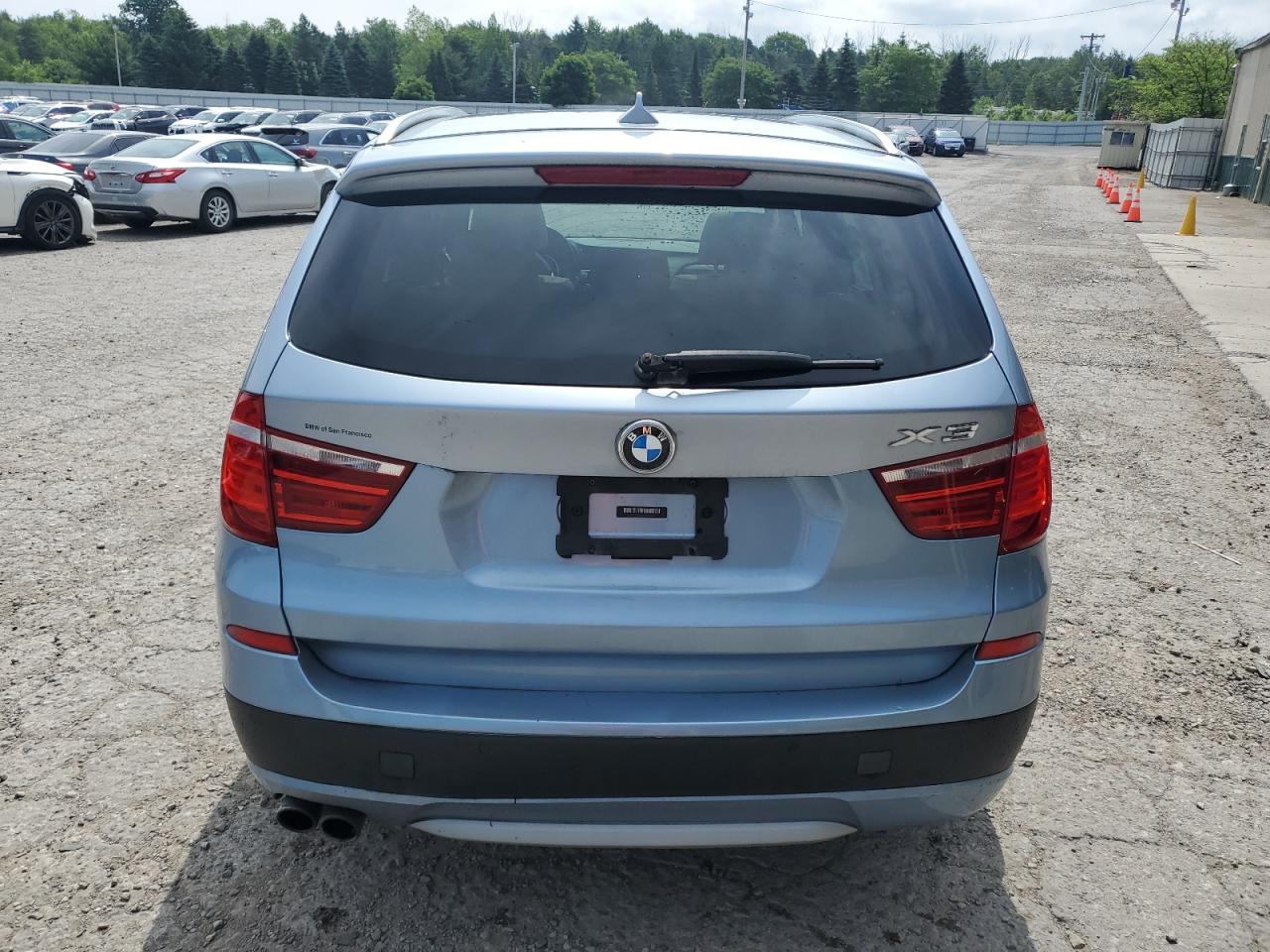 2013 Bmw Motorrad X3 Xdrive28i Blue vin: 5UXWX9C56D0D05477