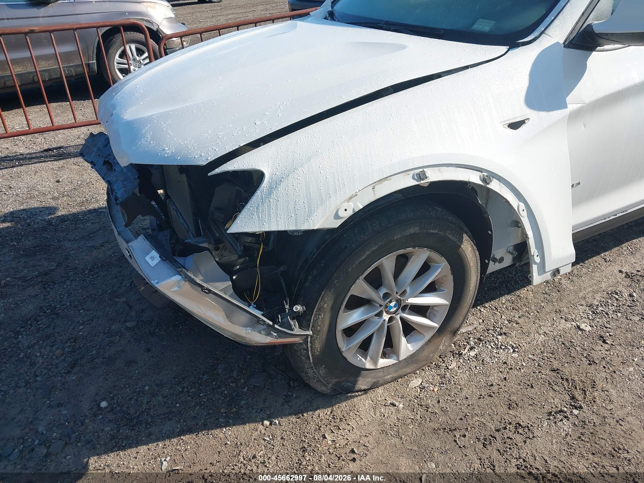 2013 Bmw X3 Xdrive28i Белый vin: 5UXWX9C56D0D05740