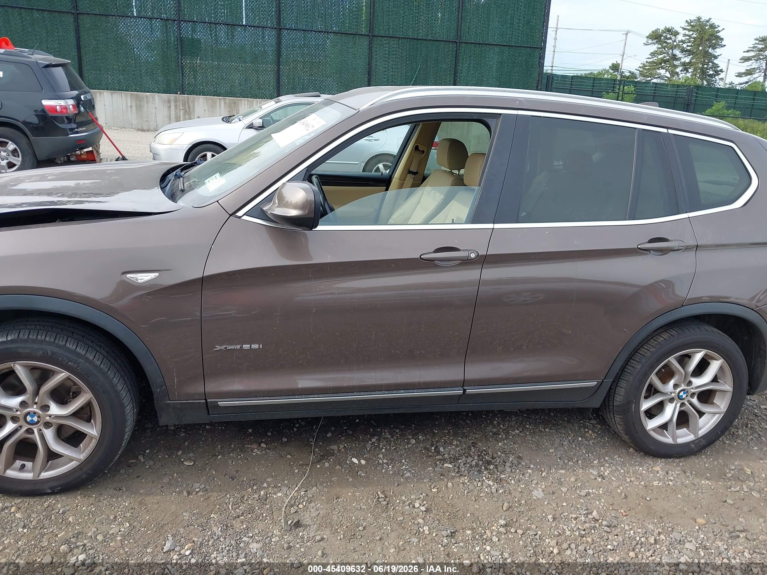 2013 Bmw X3 Xdrive28i Brown vin: 5UXWX9C56D0D06676