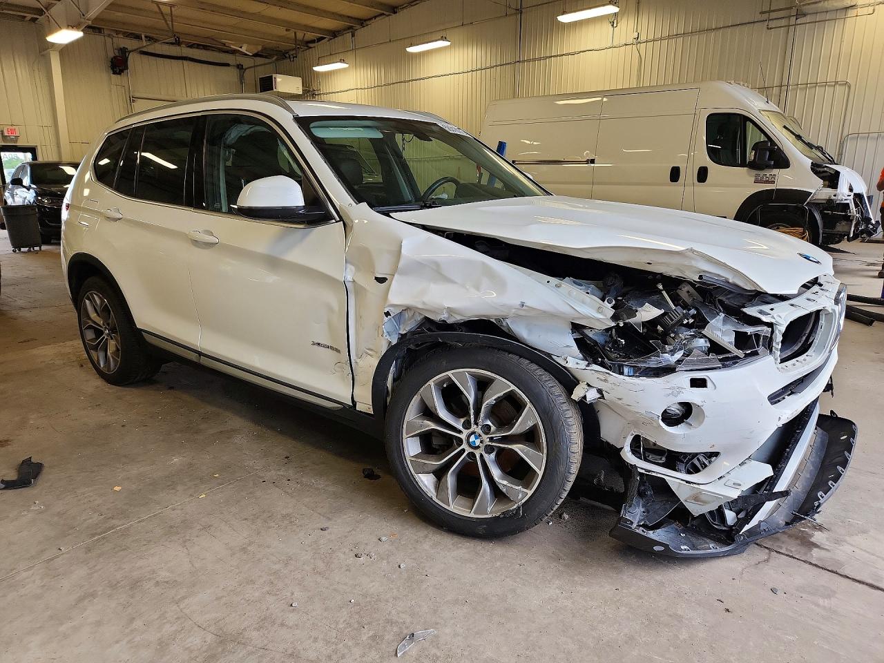 2015 Bmw X3 Xdrive28i White vin: 5UXWX9C56F0D44976