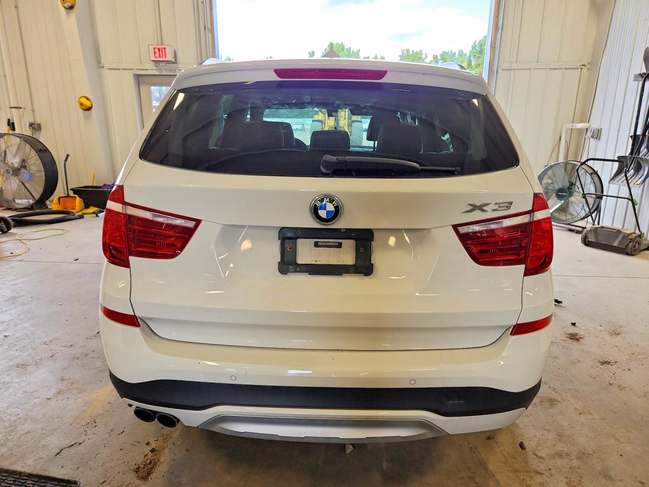 2015 Bmw X3 Xdrive28i White vin: 5UXWX9C56F0D44976
