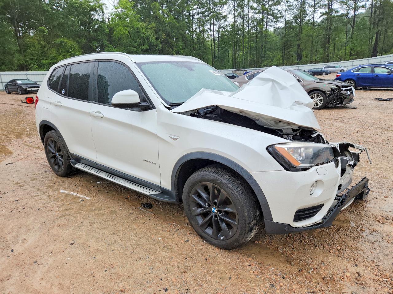 2015 Bmw X3 Xdrive28i Белый vin: 5UXWX9C56F0D46341
