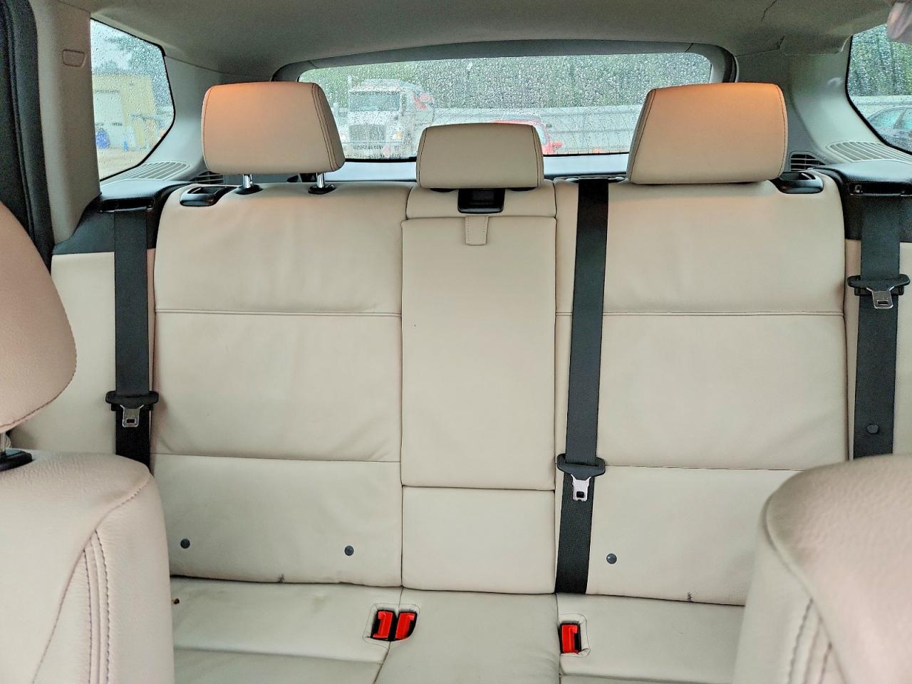 2015 Bmw X3 Xdrive28i Белый vin: 5UXWX9C56F0D46341