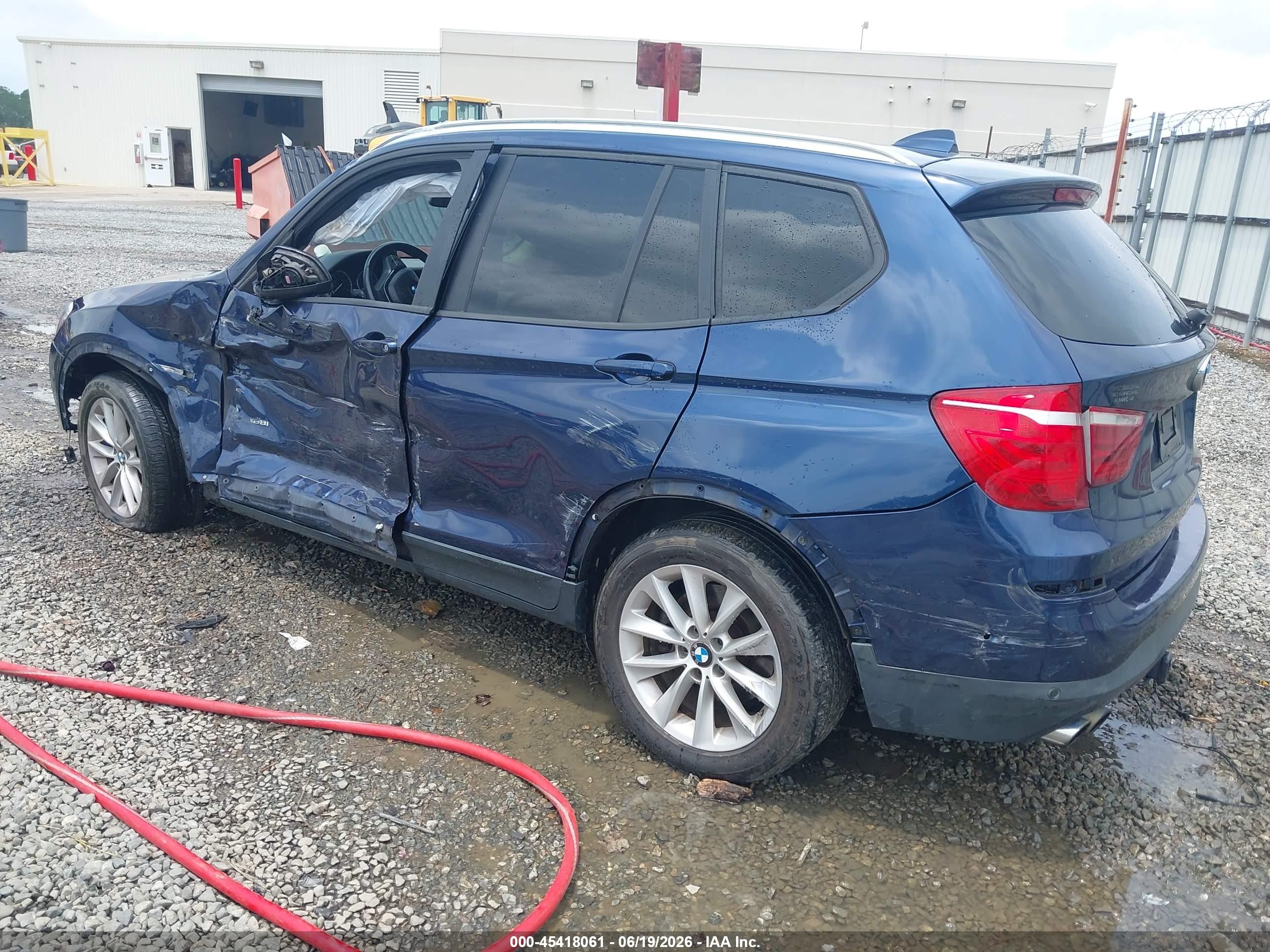 2015 Bmw X3 Xdrive28i Blue vin: 5UXWX9C56F0D54780