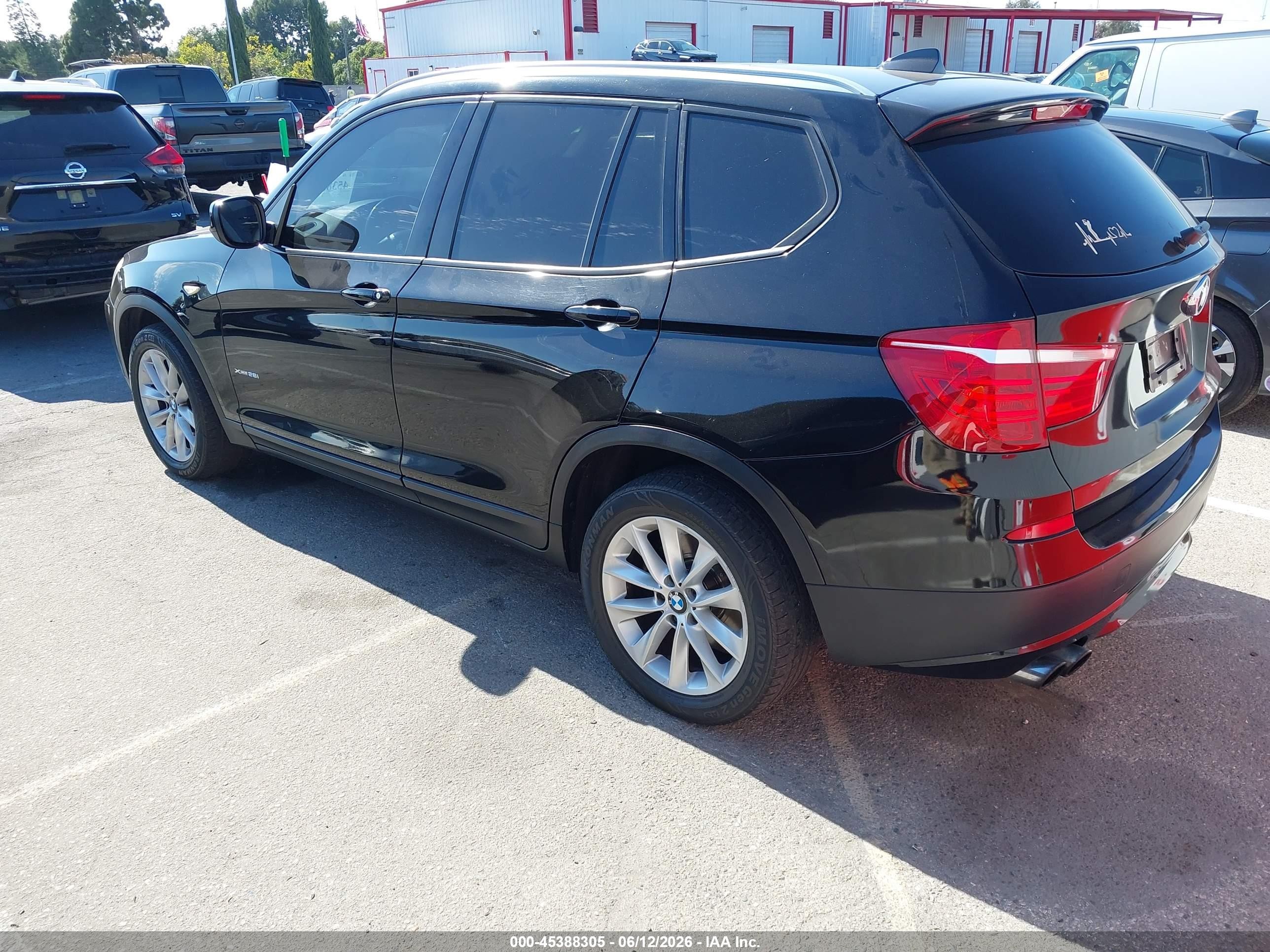2013 Bmw X3 Xdrive28i Черный vin: 5UXWX9C57D0A24403