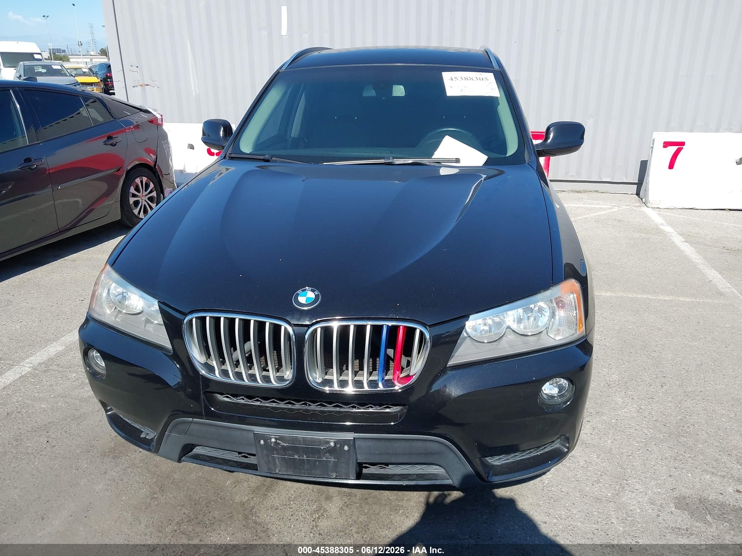 2013 Bmw X3 Xdrive28i Черный vin: 5UXWX9C57D0A24403