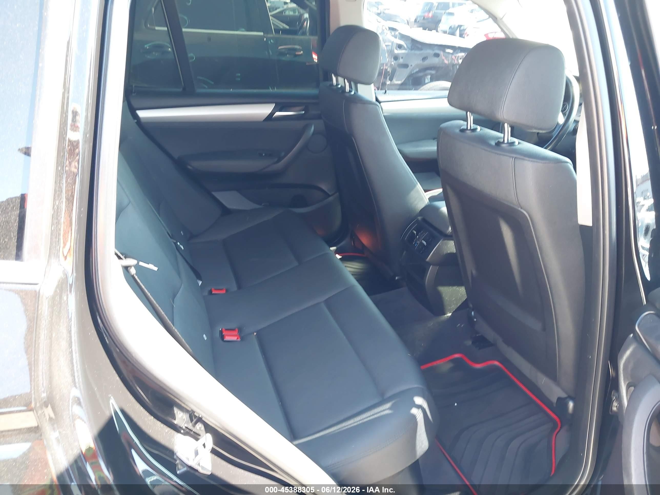 2013 Bmw X3 Xdrive28i Черный vin: 5UXWX9C57D0A24403
