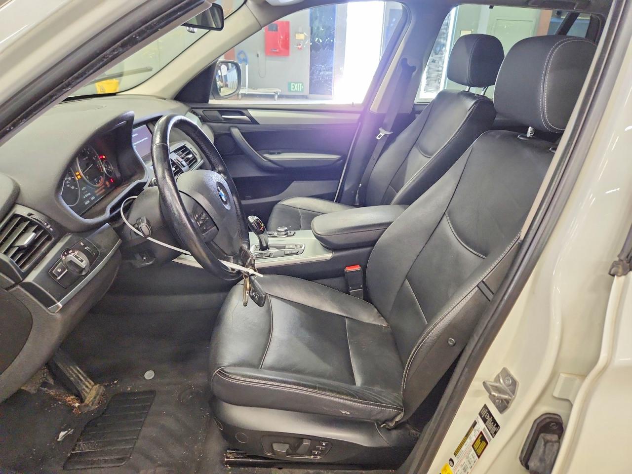 2013 Bmw X3 Xdrive28i White vin: 5UXWX9C57D0A32663