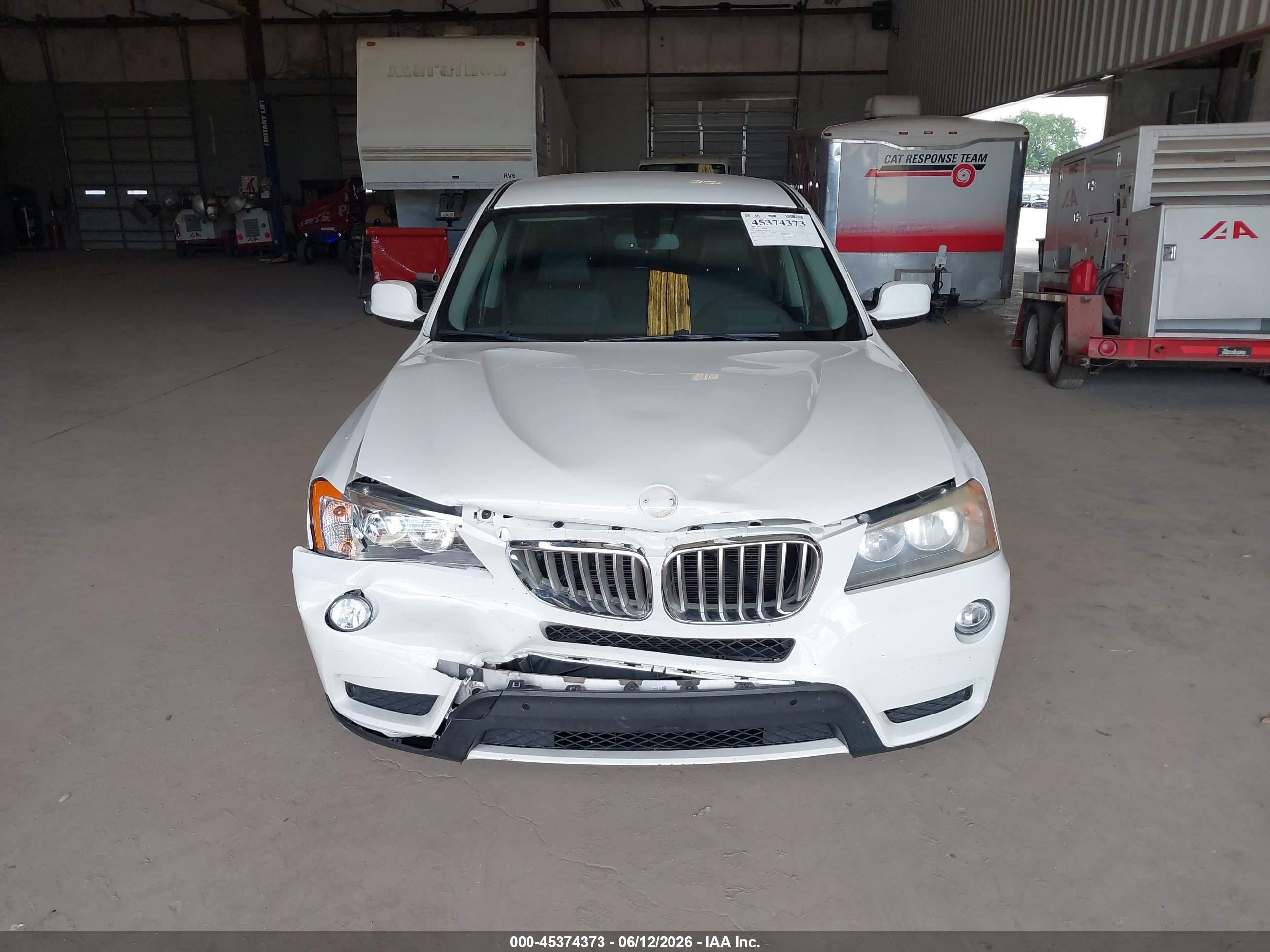 2014 Bmw X3 Xdrive28i Белый vin: 5UXWX9C57E0D29675