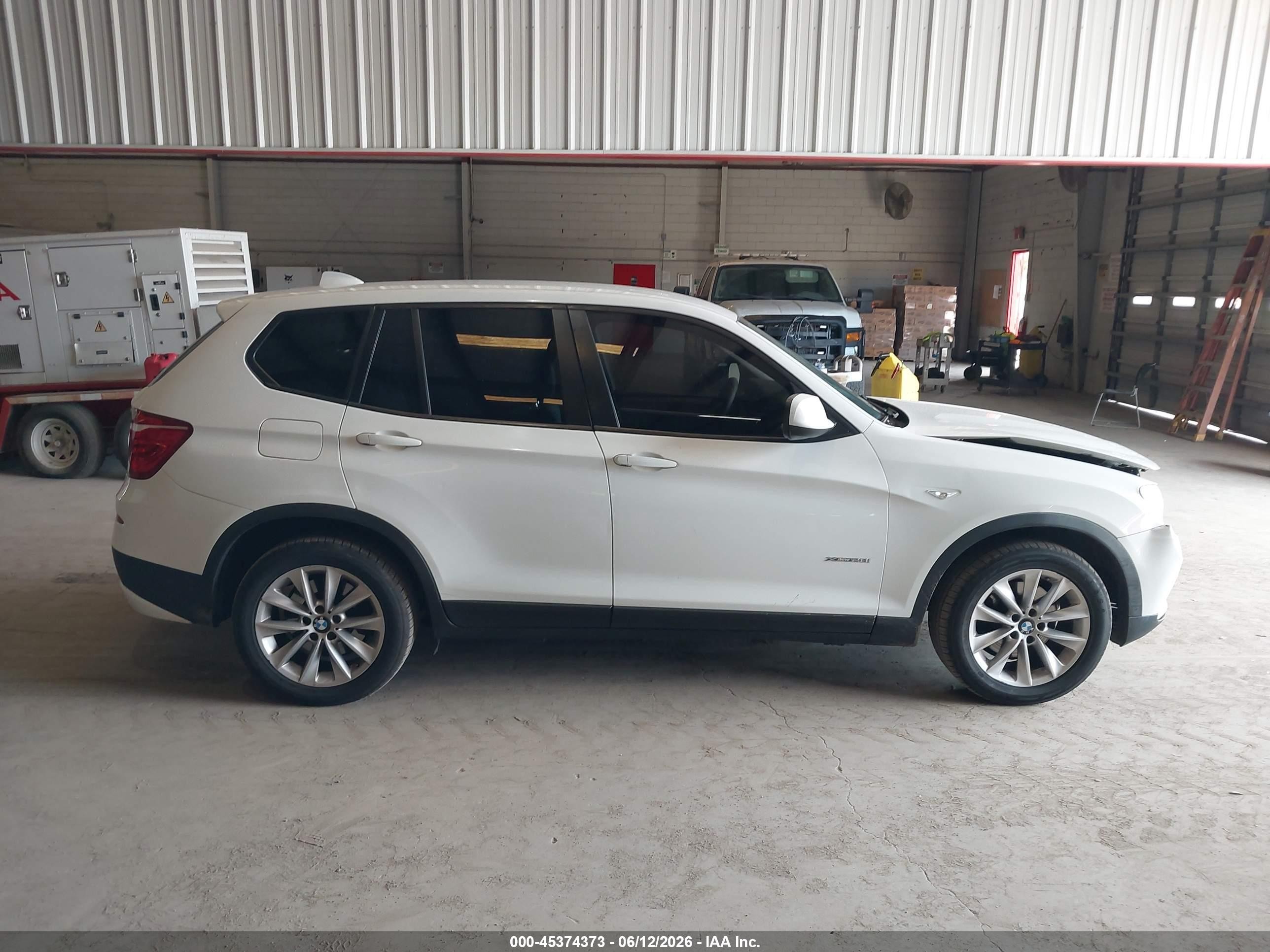 2014 Bmw X3 Xdrive28i Белый vin: 5UXWX9C57E0D29675