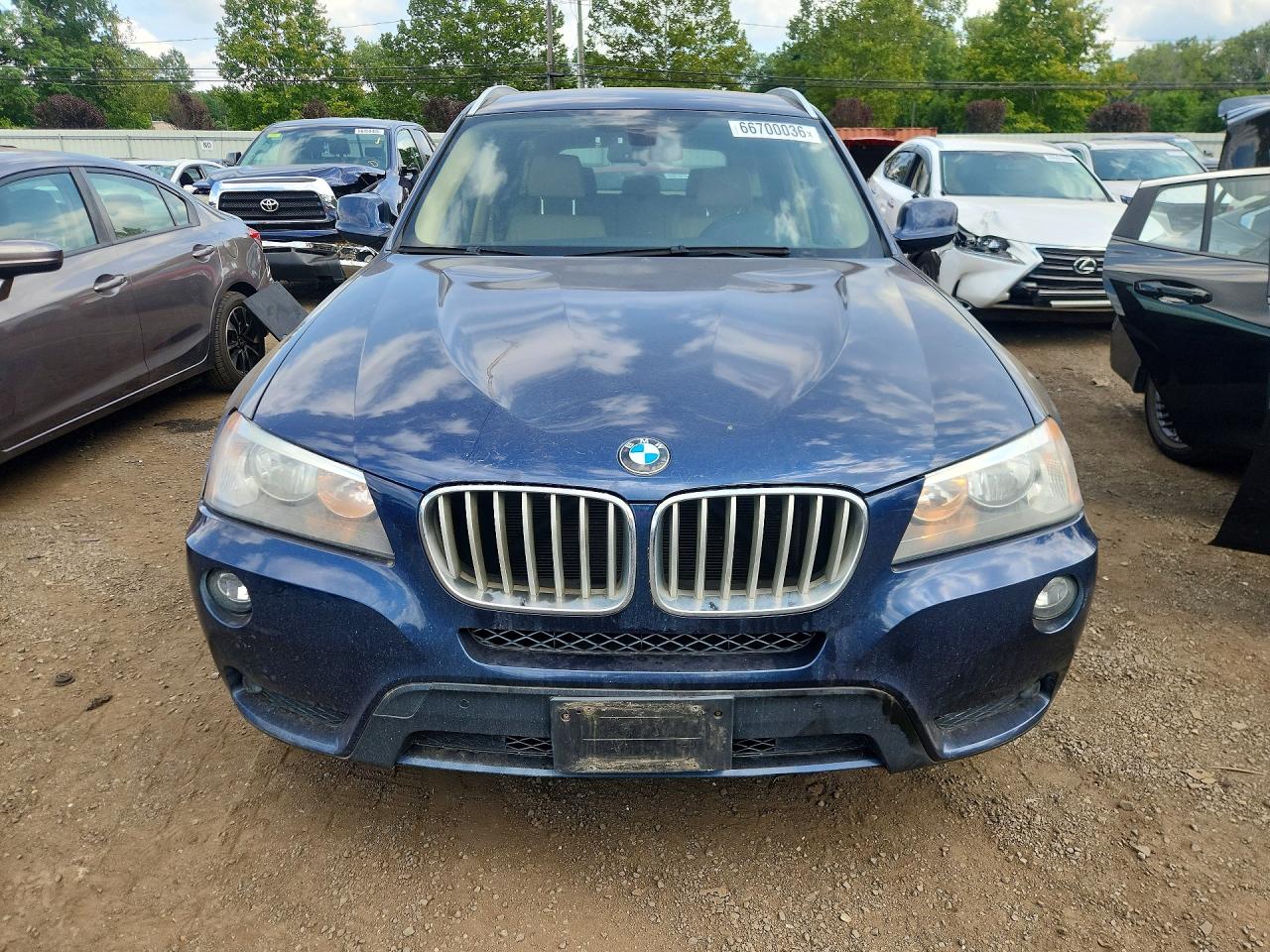 2014 Bmw X3 Xdrive28i Blue vin: 5UXWX9C57E0D33659