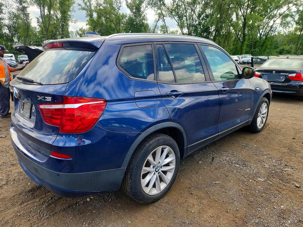 2014 Bmw X3 Xdrive28i Blue vin: 5UXWX9C57E0D33659