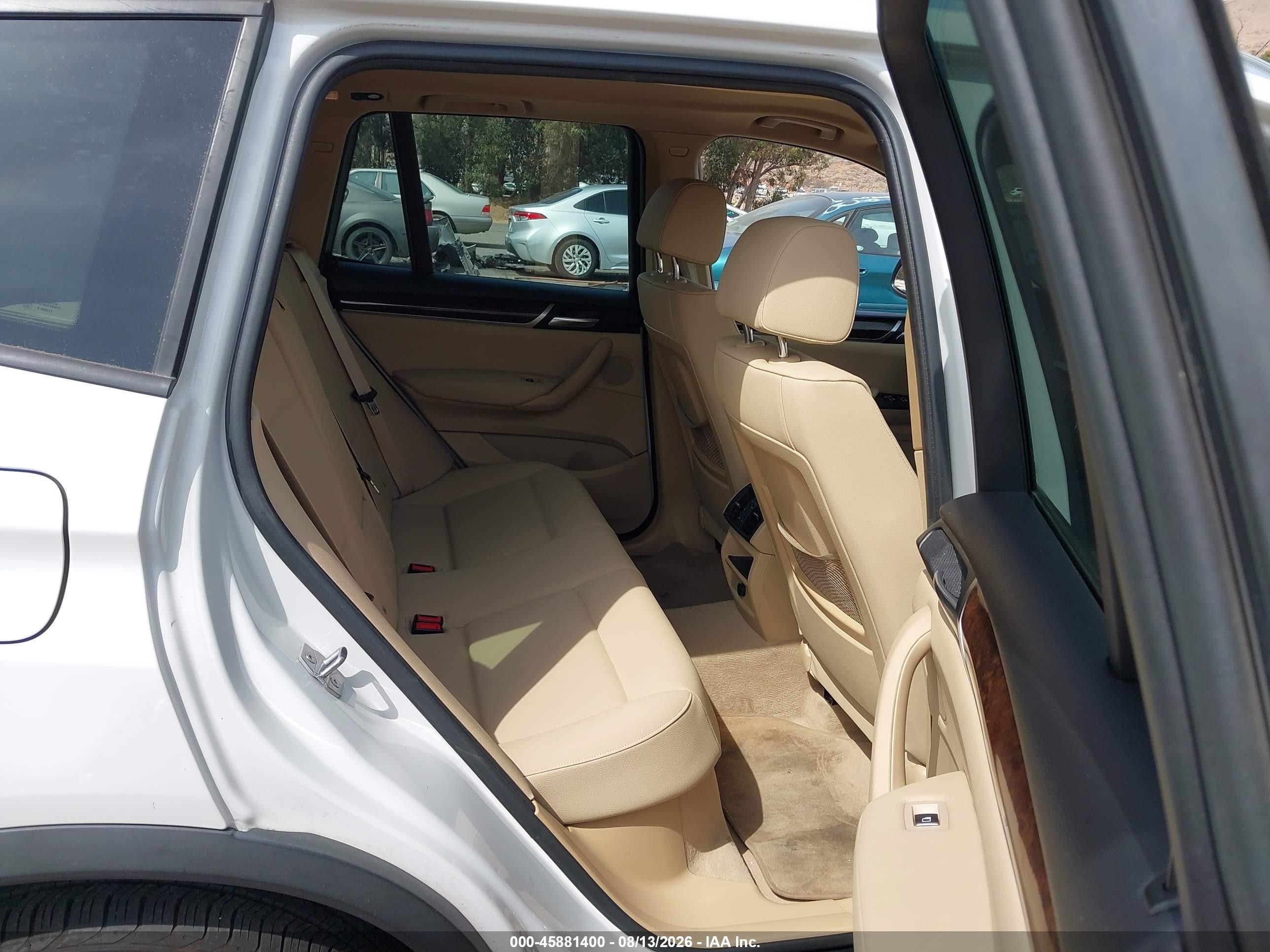 2015 Bmw X3 Xdrive28i Белый vin: 5UXWX9C57F0D51662