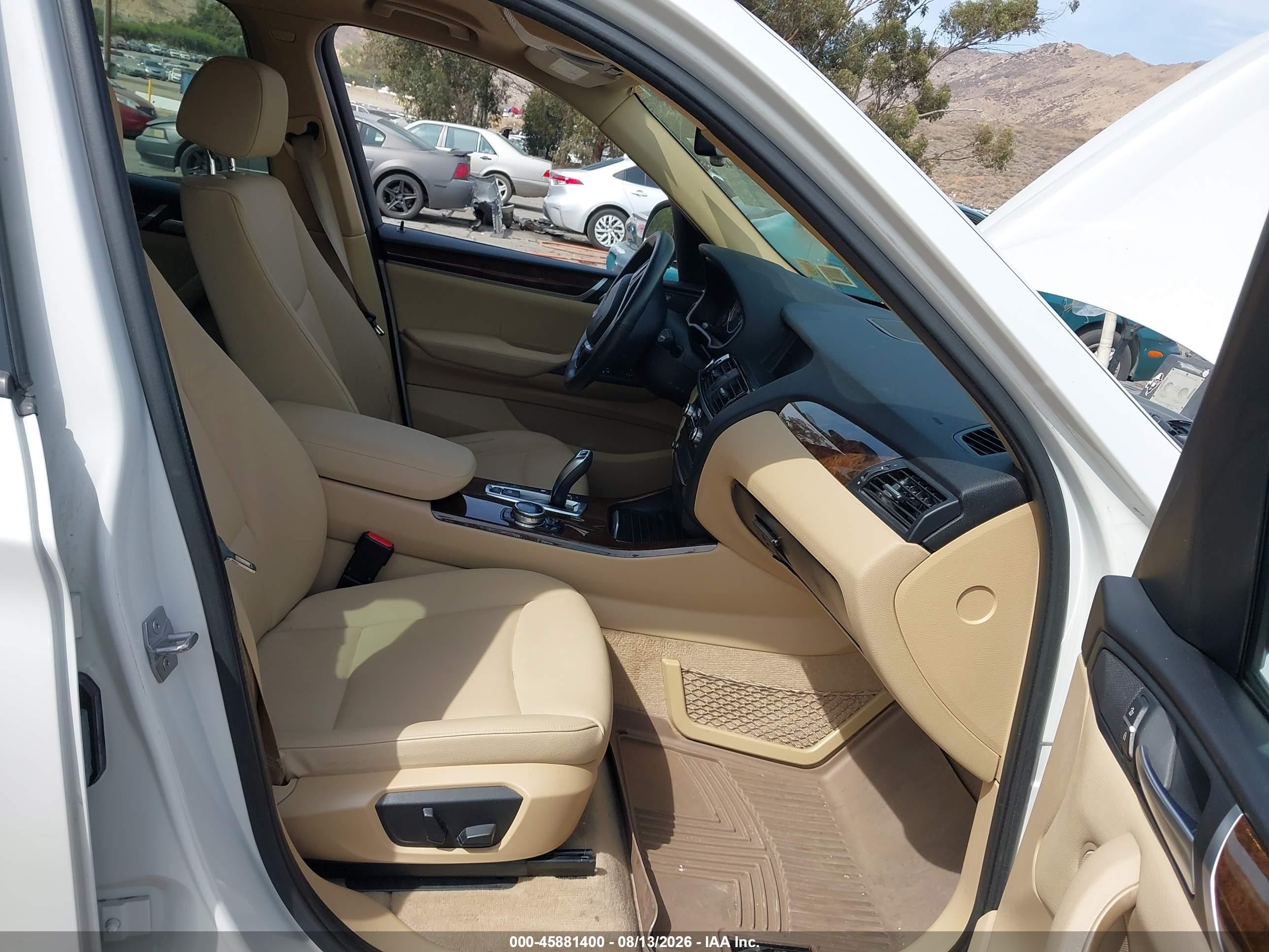 2015 Bmw X3 Xdrive28i Белый vin: 5UXWX9C57F0D51662
