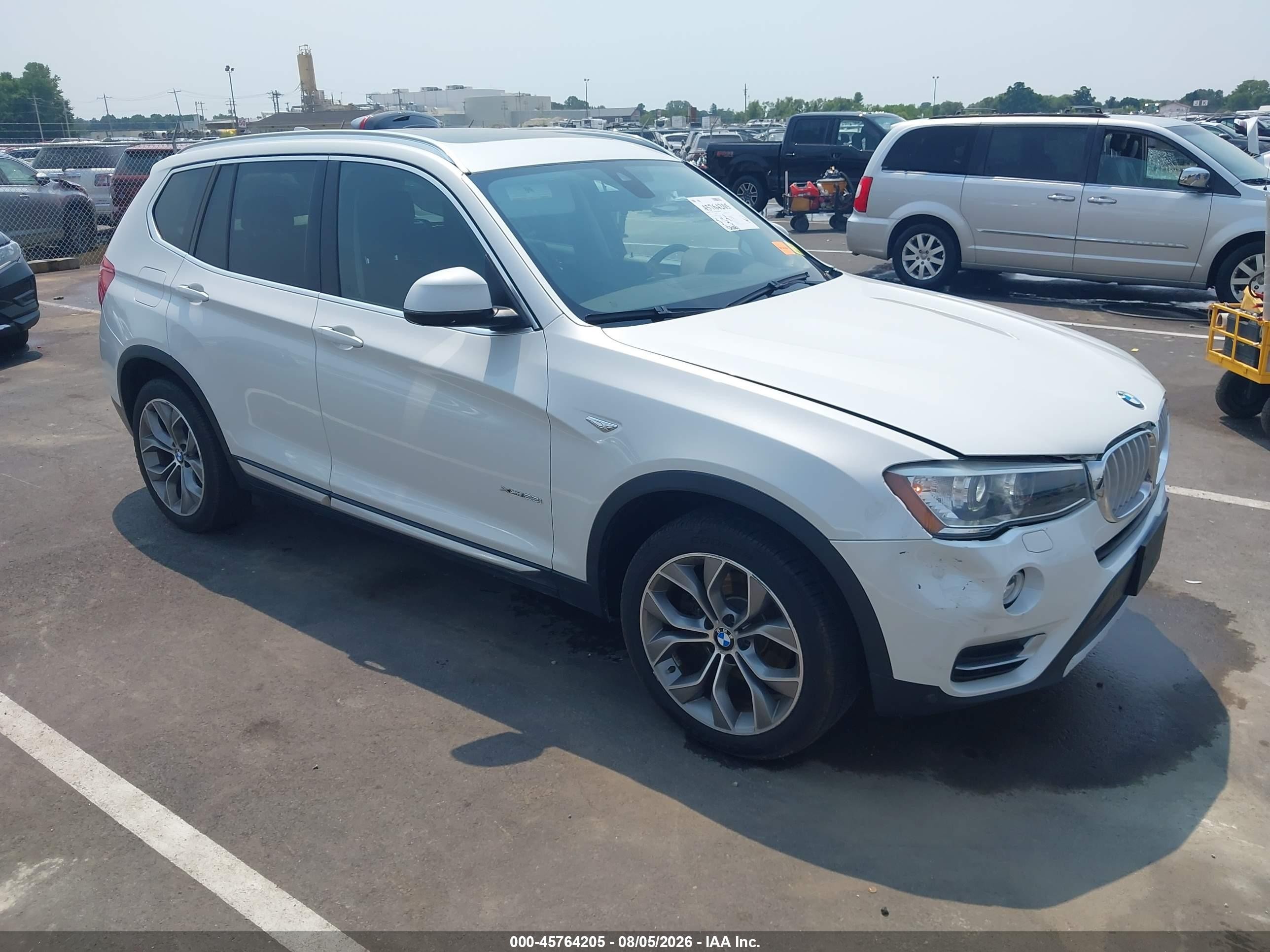 2015 Bmw X3 Xdrive28i White vin: 5UXWX9C57F0D62578