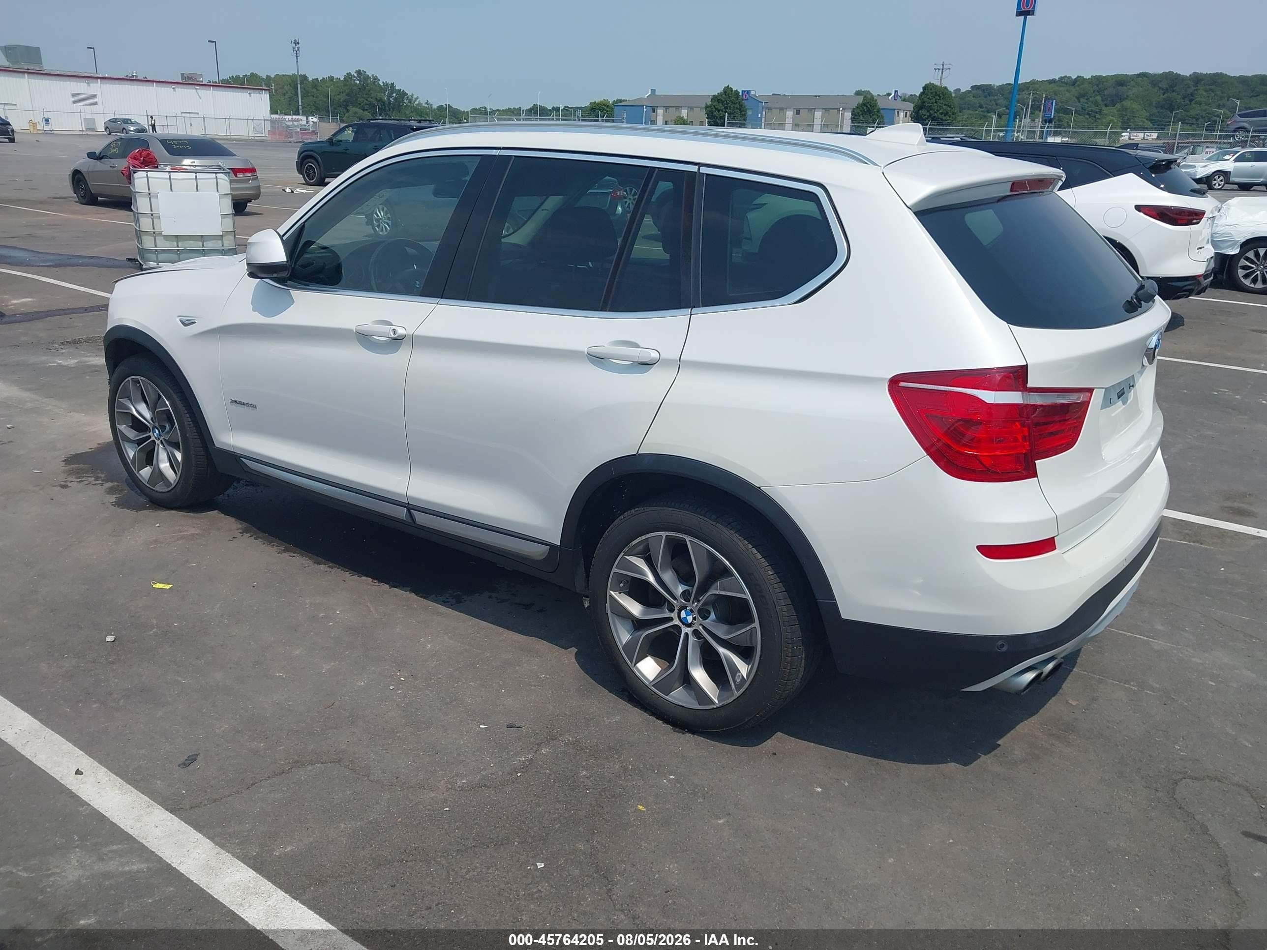 2015 Bmw X3 Xdrive28i White vin: 5UXWX9C57F0D62578
