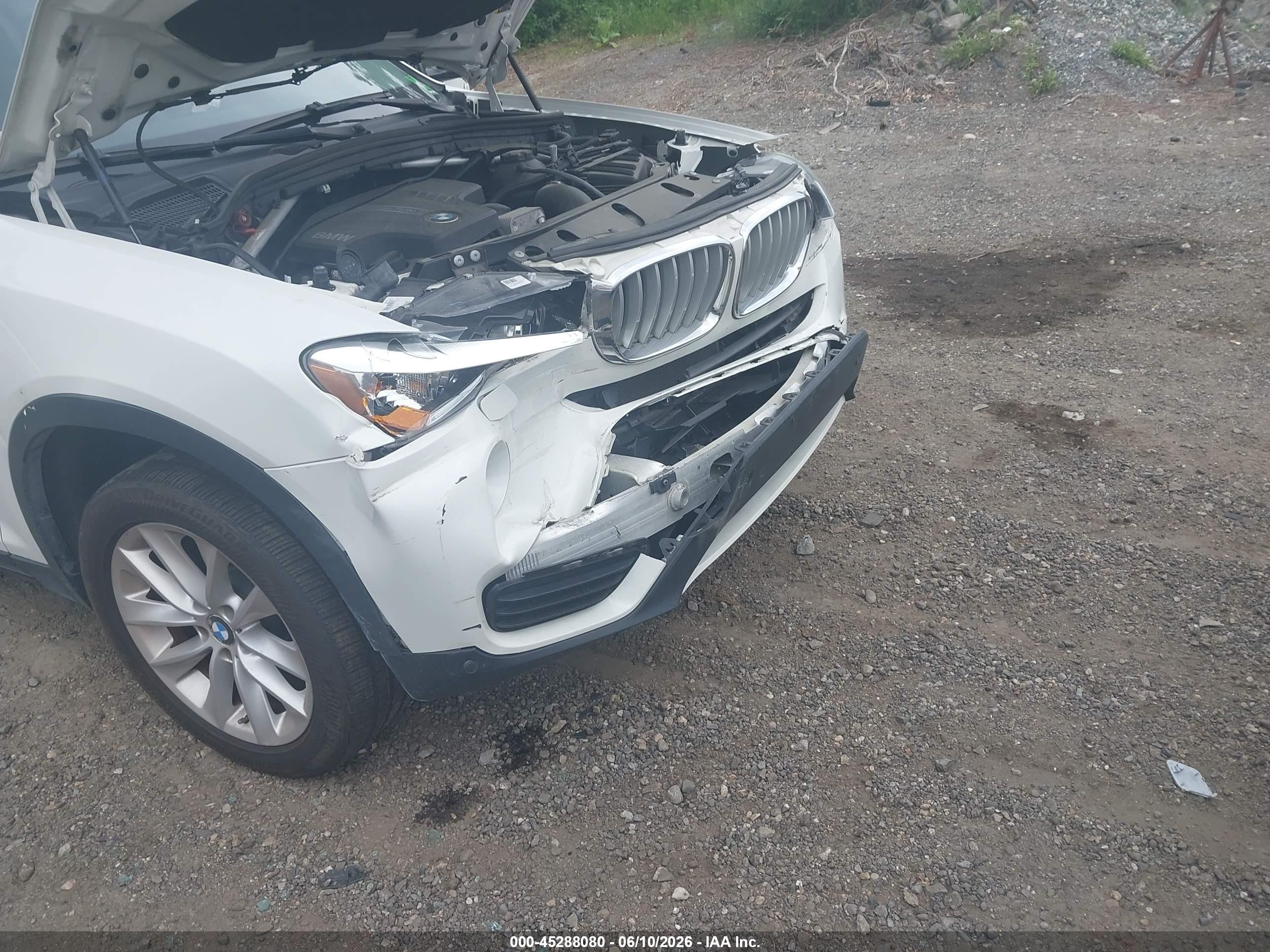2017 Bmw X3 Xdrive28i Белый vin: 5UXWX9C57H0T15311