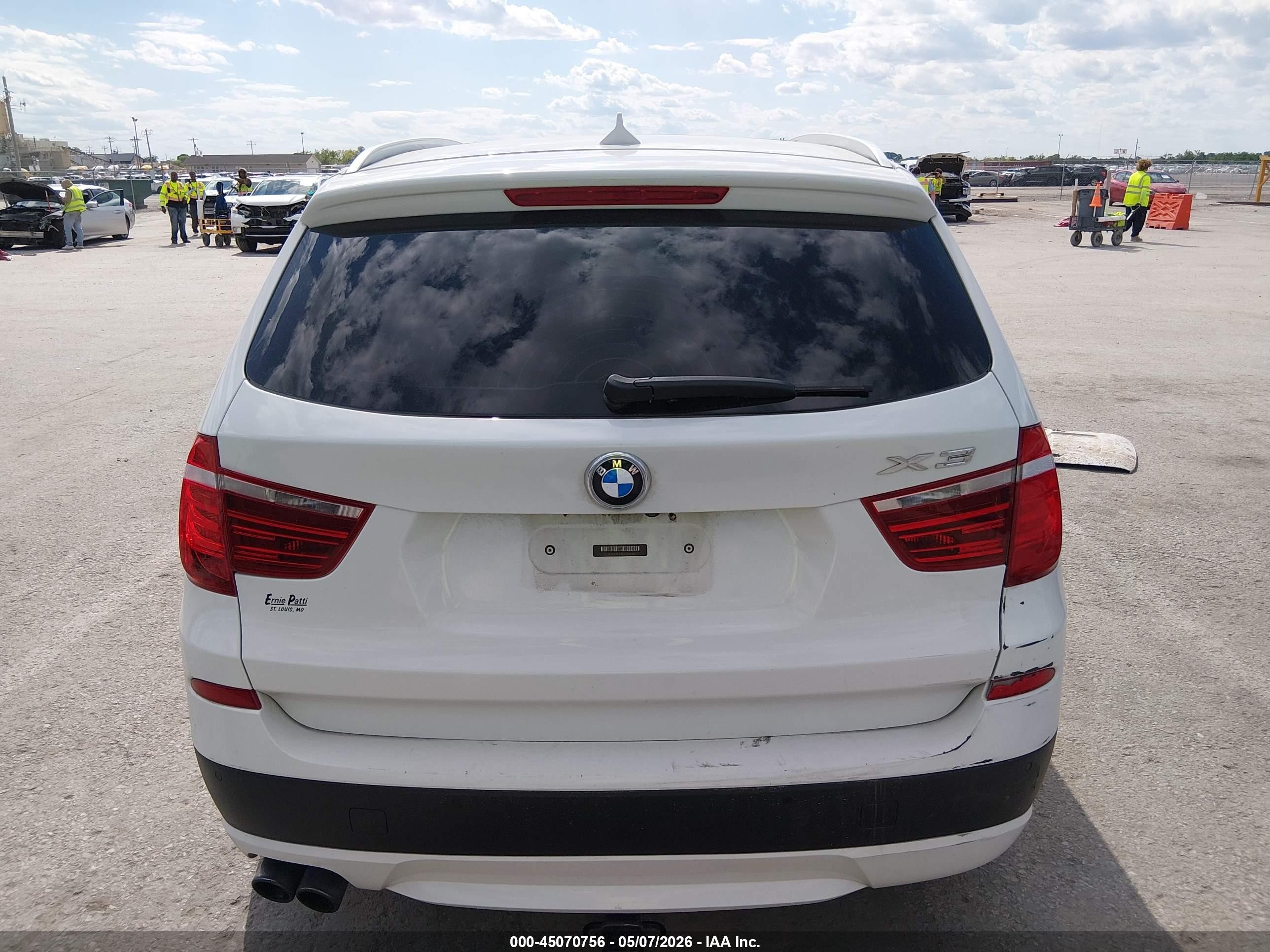 2013 Bmw X3 Xdrive28i White vin: 5UXWX9C58D0A08100