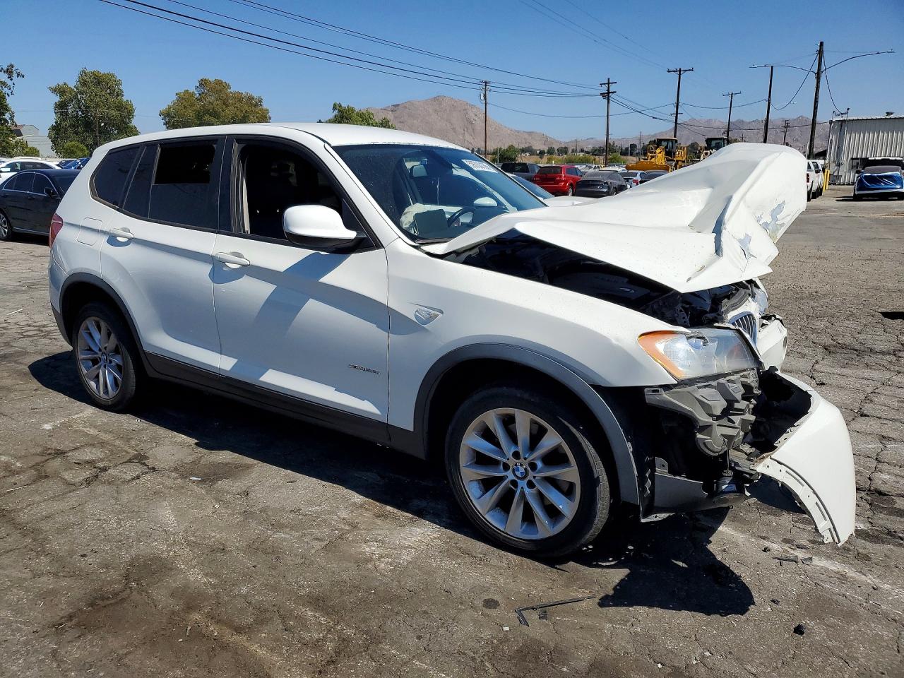 2013 Bmw X3 Xdrive28i White vin: 5UXWX9C58D0A16665
