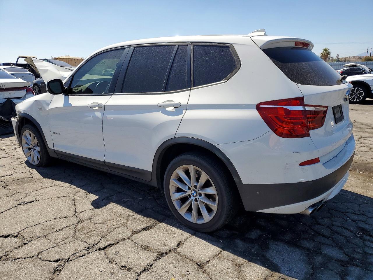 2013 Bmw X3 Xdrive28i White vin: 5UXWX9C58D0A16665