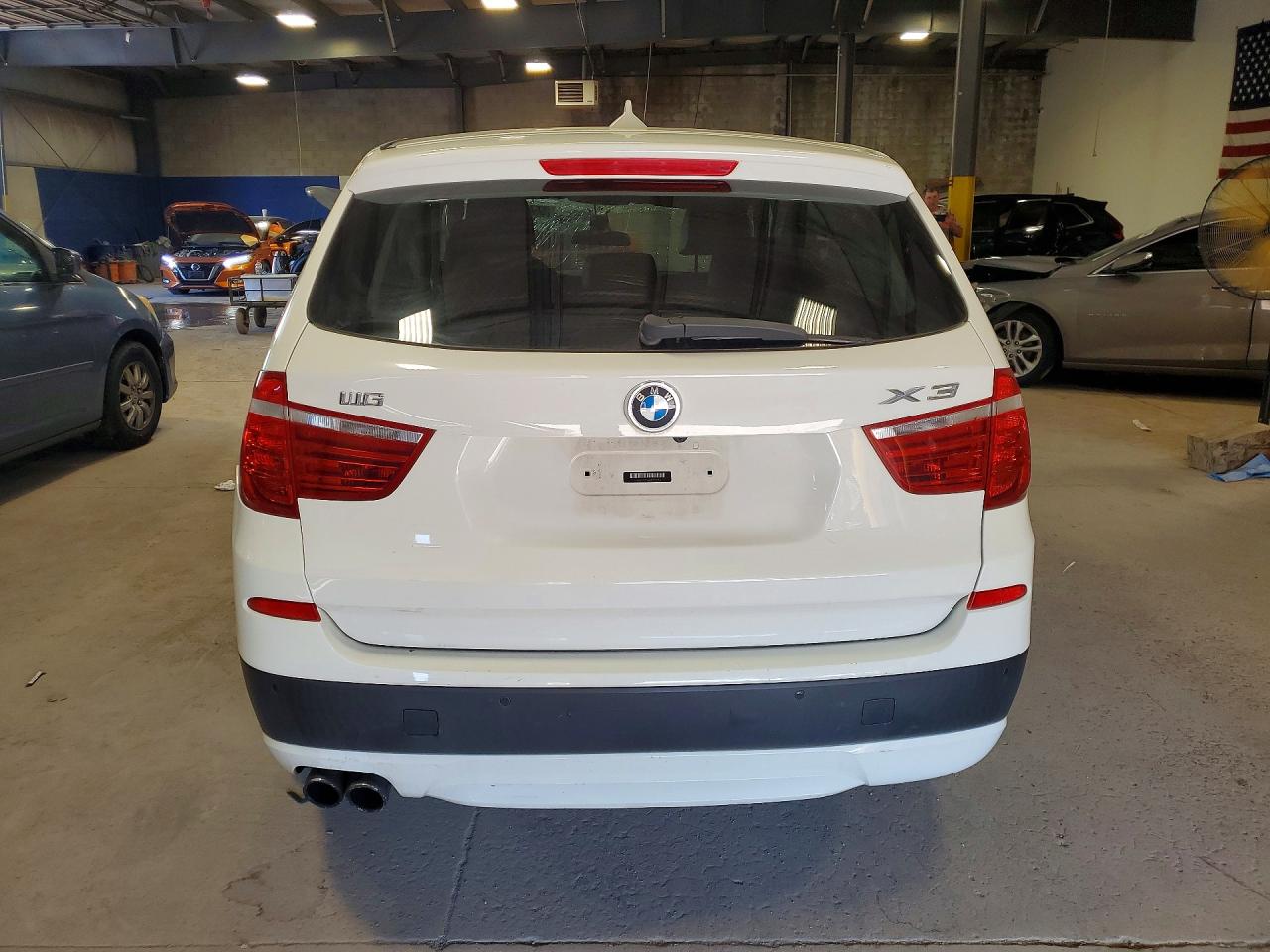 2013 Bmw X3 Xdrive28i White vin: 5UXWX9C58D0A25558