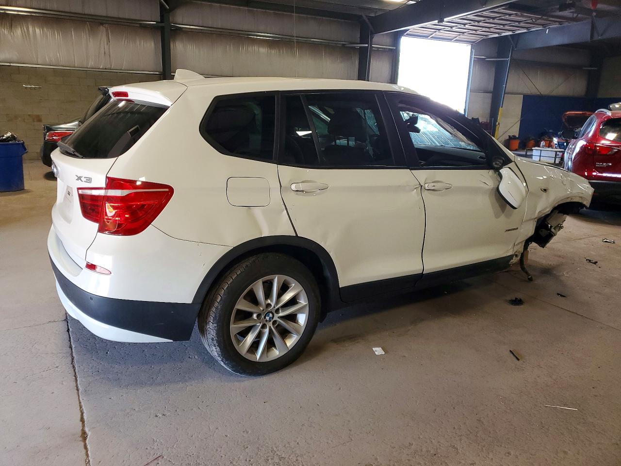 2013 Bmw X3 Xdrive28i White vin: 5UXWX9C58D0A25558