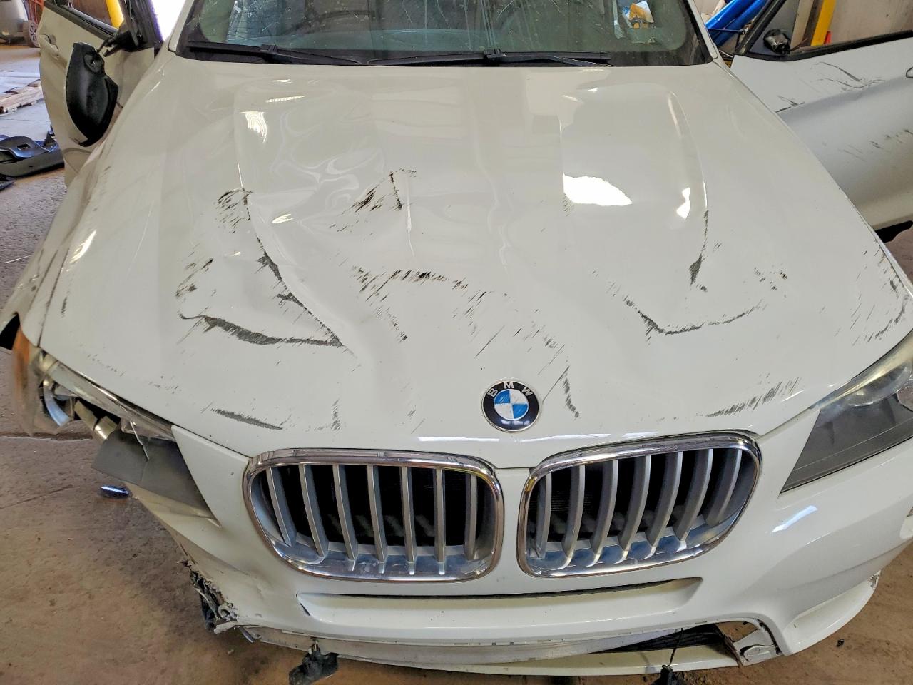 2013 Bmw X3 Xdrive28i White vin: 5UXWX9C58D0A25558