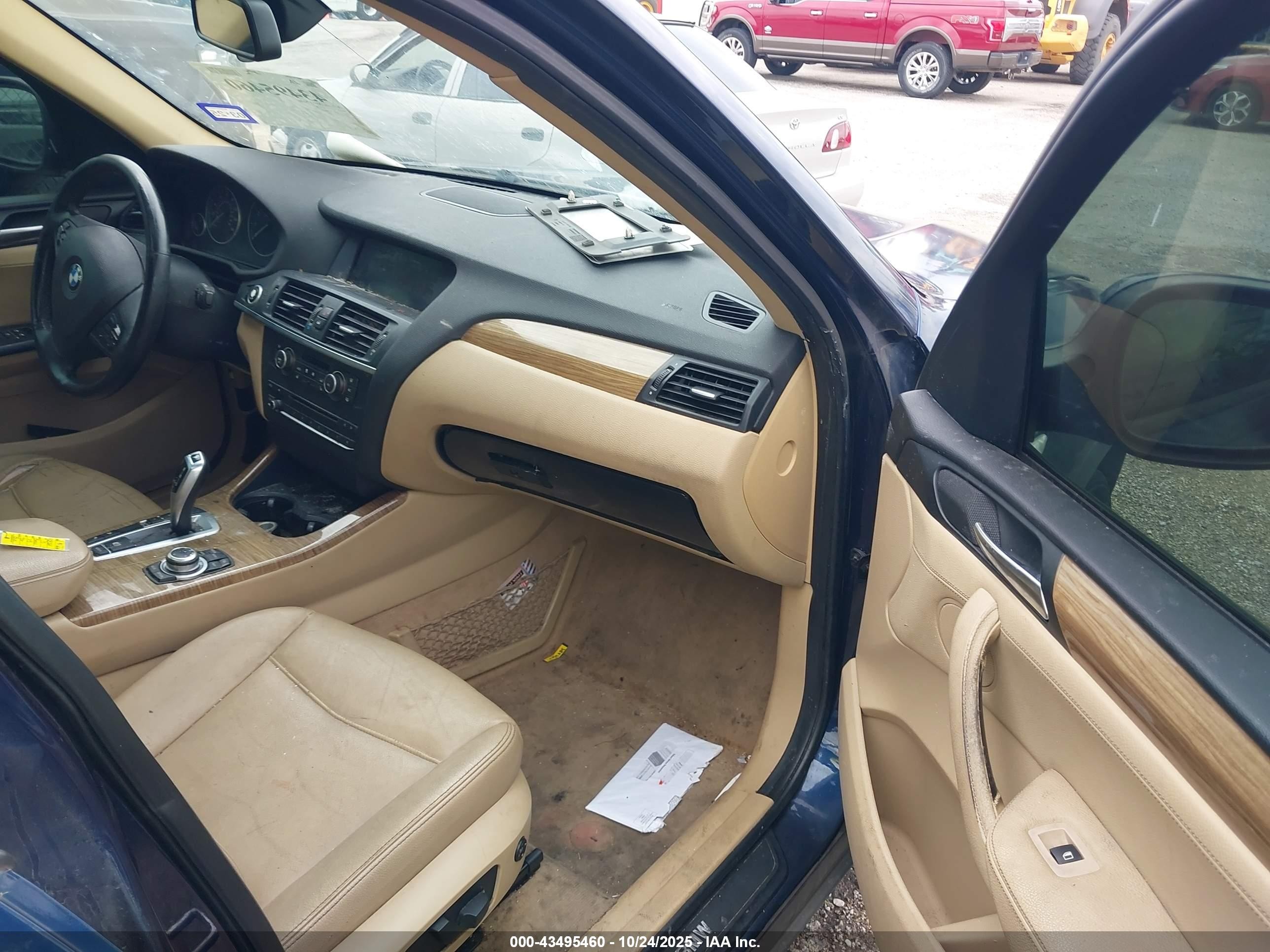 2013 Bmw X3 Xdrive28i Beige vin: 5UXWX9C58D0A28069