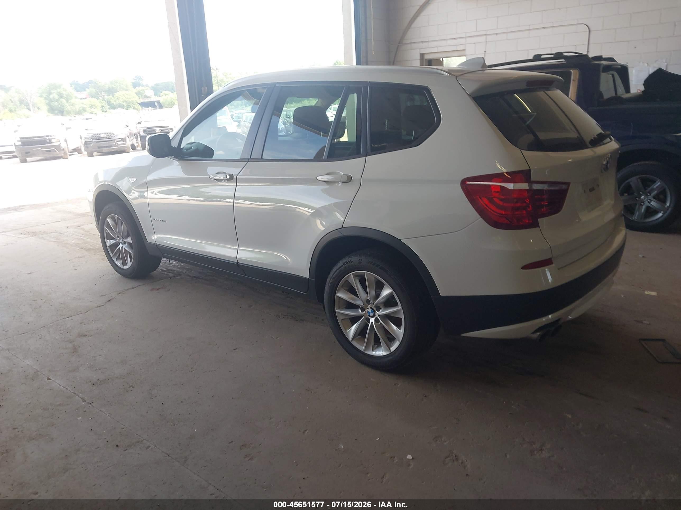 2014 Bmw X3 Xdrive28i White vin: 5UXWX9C58E0D13565