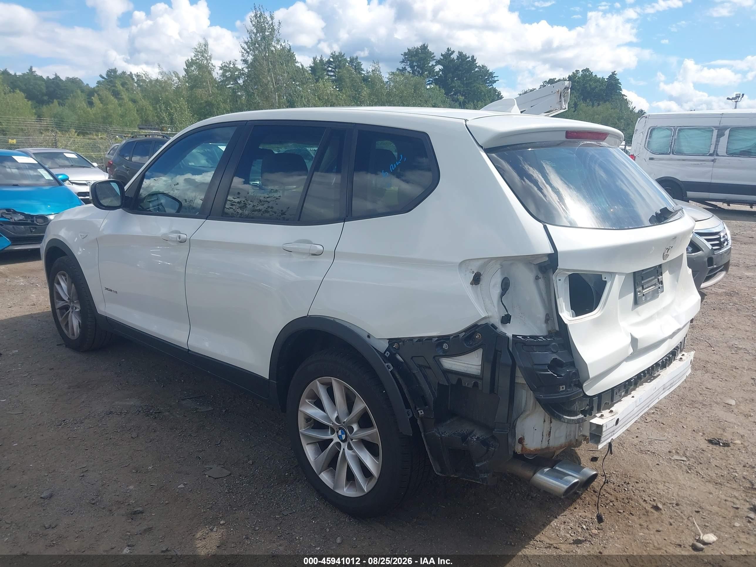 2014 Bmw X3 Xdrive28i White vin: 5UXWX9C58E0D31631