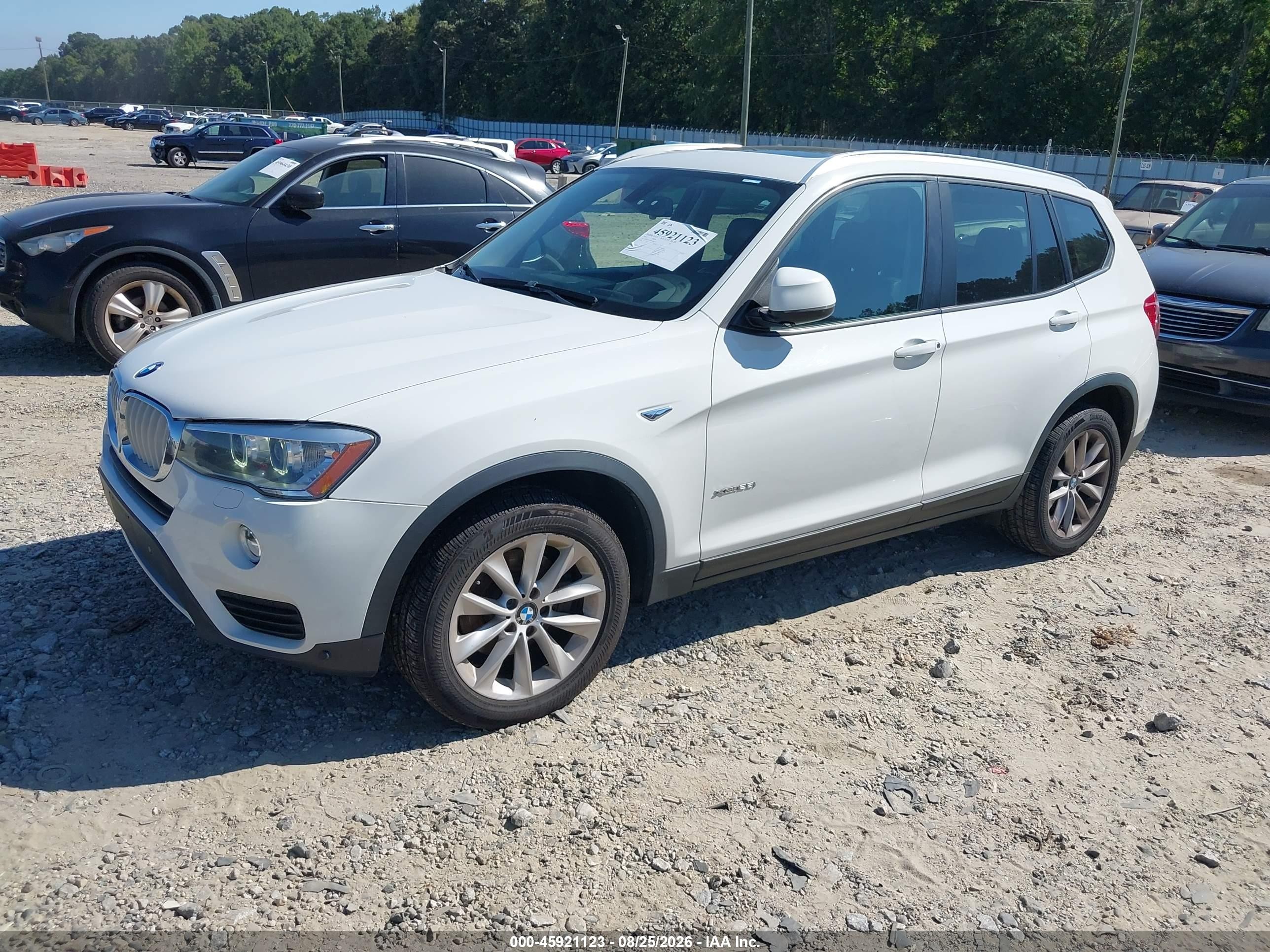 2015 Bmw X3 Xdrive28i White vin: 5UXWX9C58F0D48561