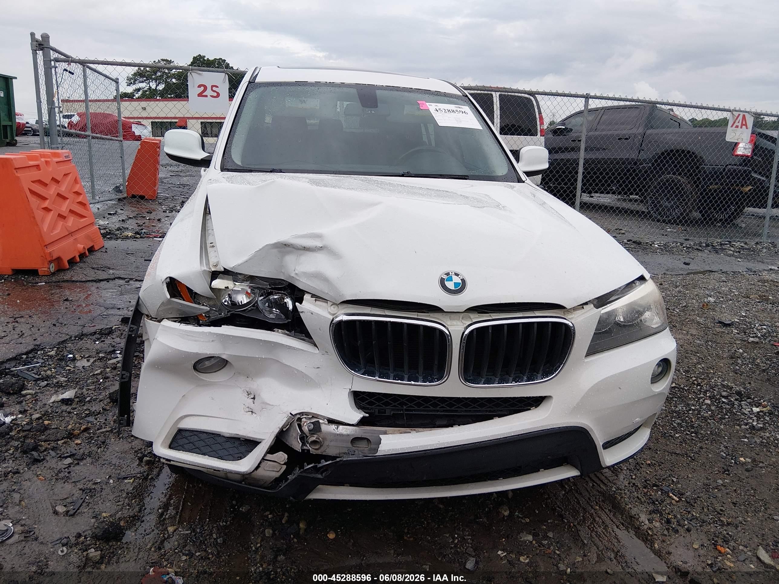 2013 Bmw X3 Xdrive28i White vin: 5UXWX9C59D0A11037