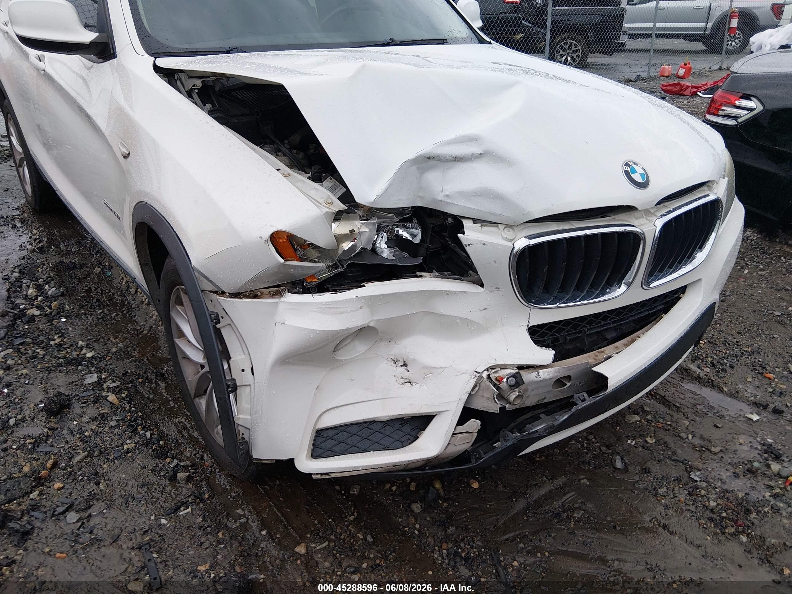 2013 Bmw X3 Xdrive28i White vin: 5UXWX9C59D0A11037