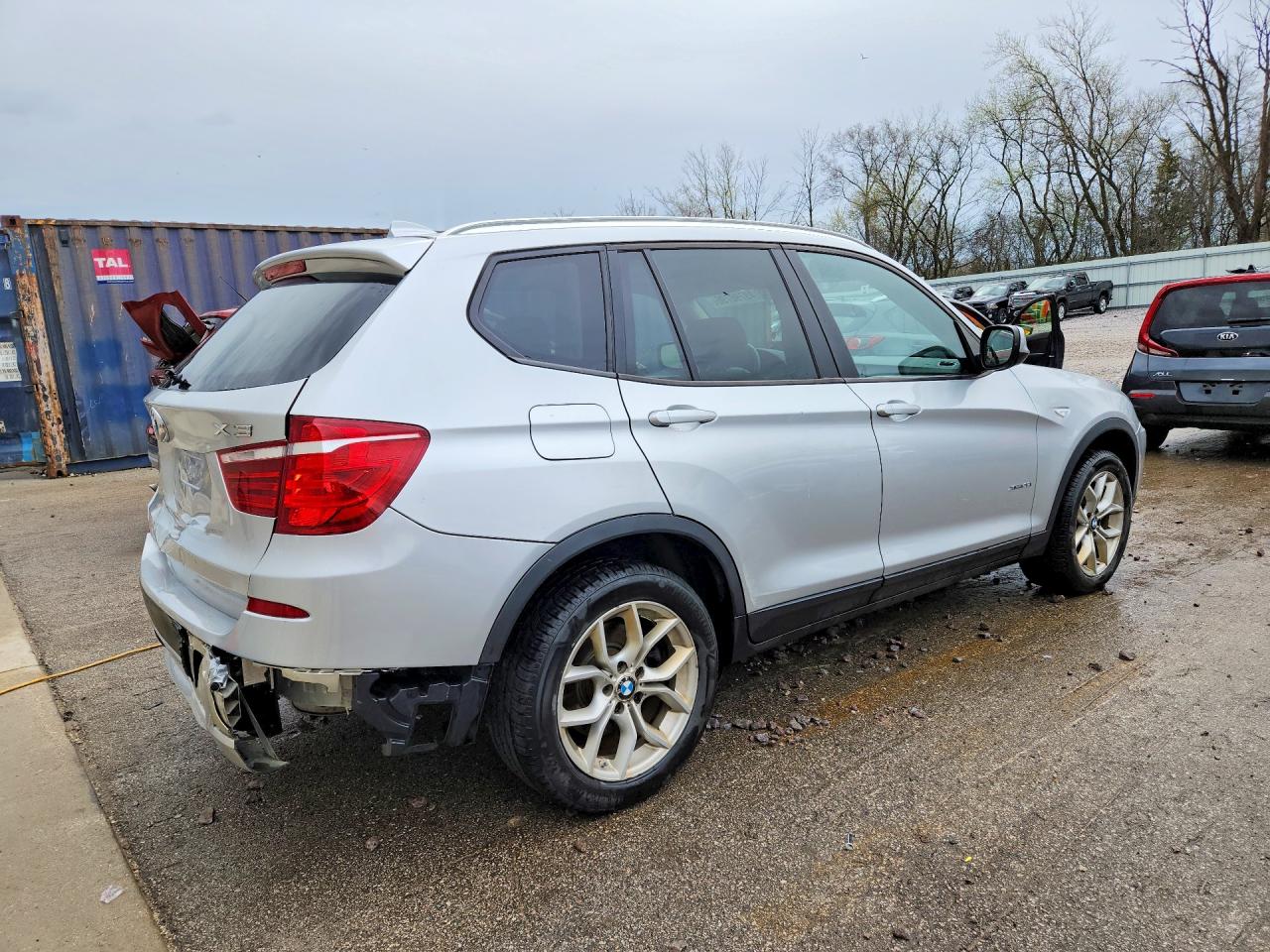2013 Bmw X3 Xdrive28i Silver vin: 5UXWX9C59D0A25424