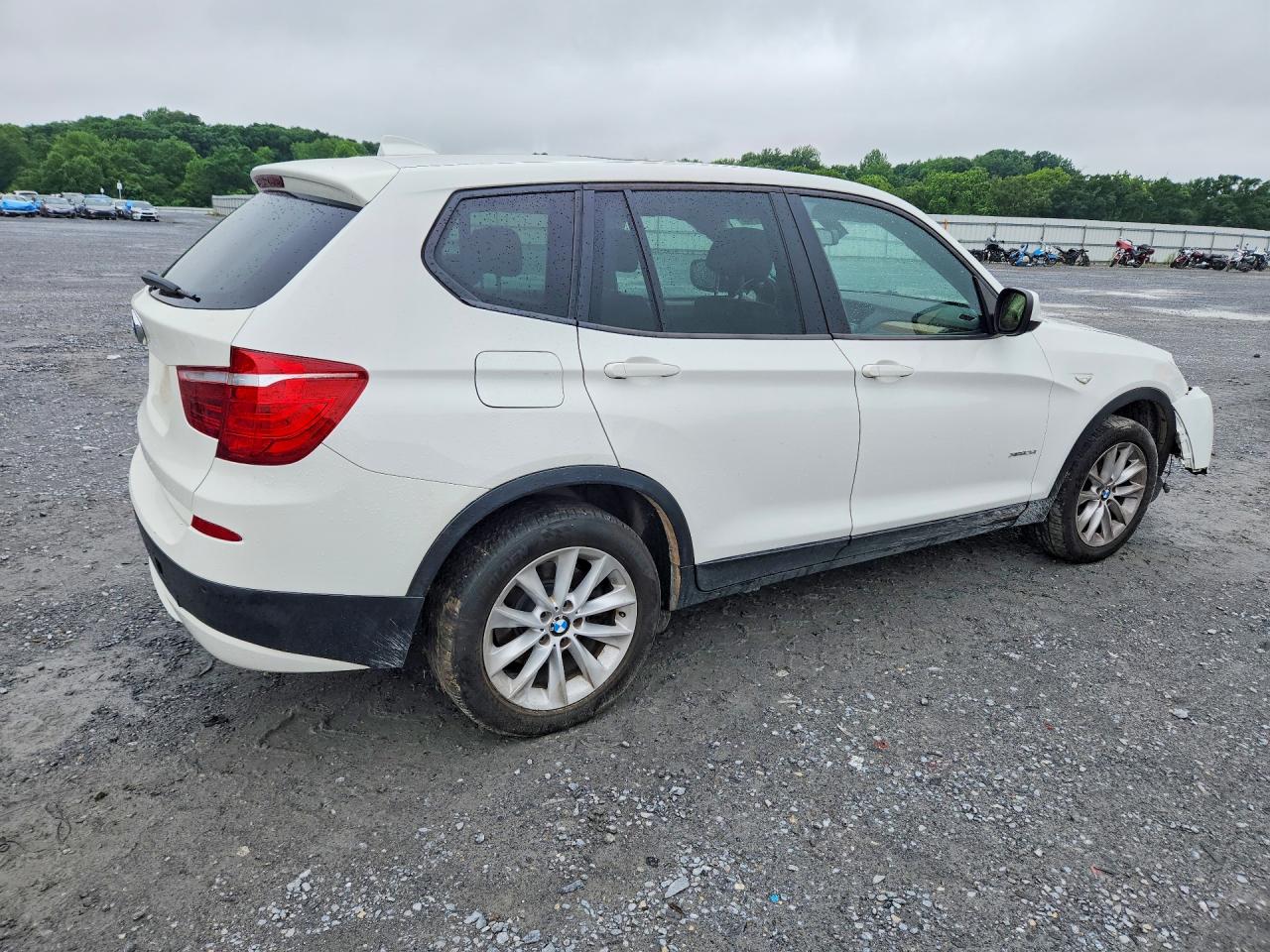 2013 Bmw X3 Xdrive28i White vin: 5UXWX9C59D0A32924