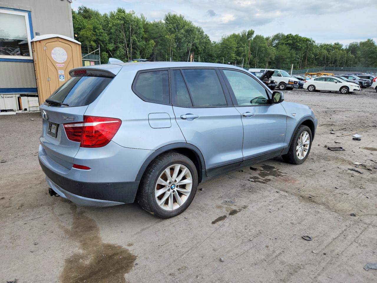 2014 Bmw X3 Xdrive28i Blue vin: 5UXWX9C59E0D13249