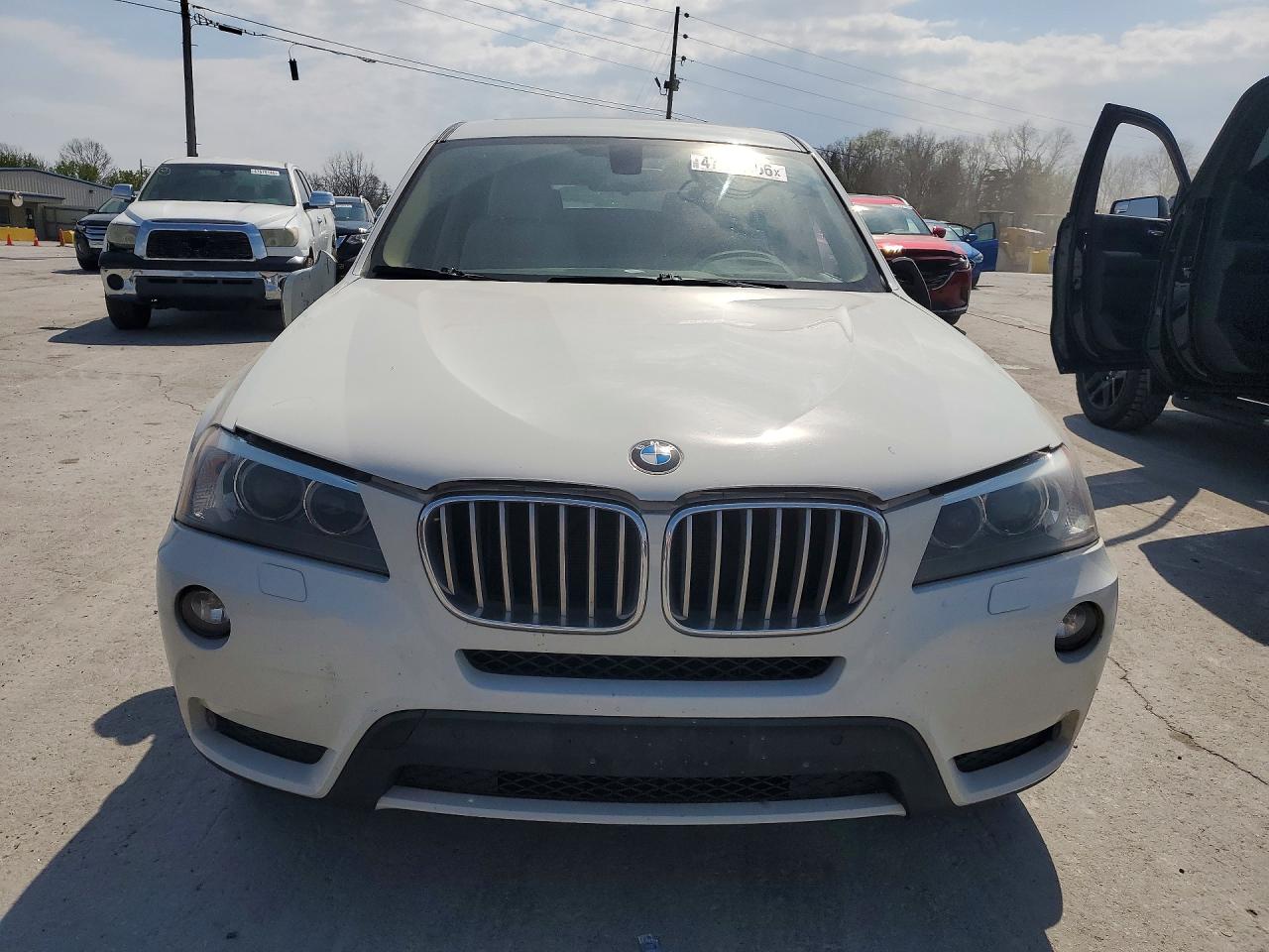2014 Bmw X3 Xdrive28i White vin: 5UXWX9C59E0D27880