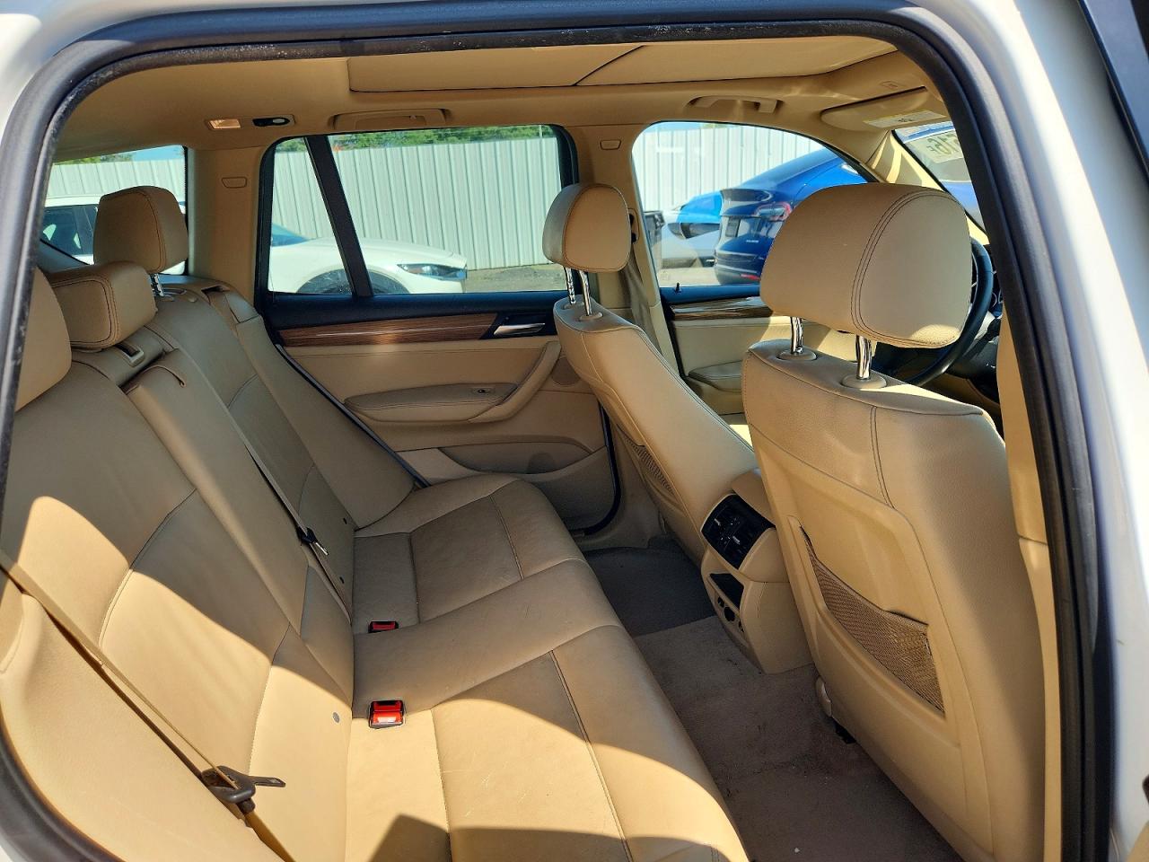 2014 Bmw X3 Xdrive28i White vin: 5UXWX9C59E0D32299