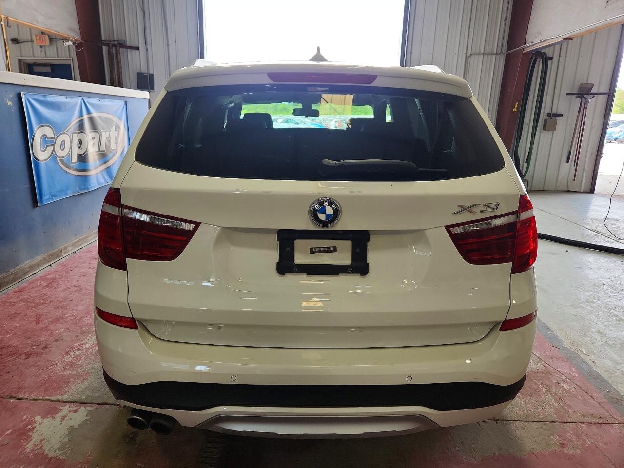 2017 Bmw X3 Xdrive28i White vin: 5UXWX9C59H0T11910