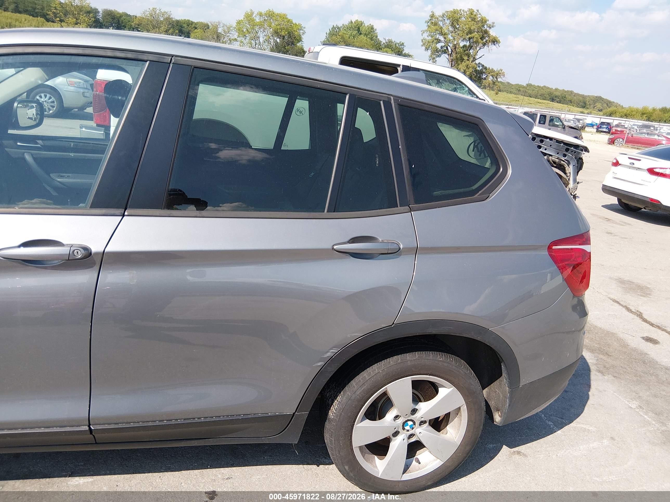 2013 Bmw X3 Xdrive28i Beige vin: 5UXWX9C5XD0A13525
