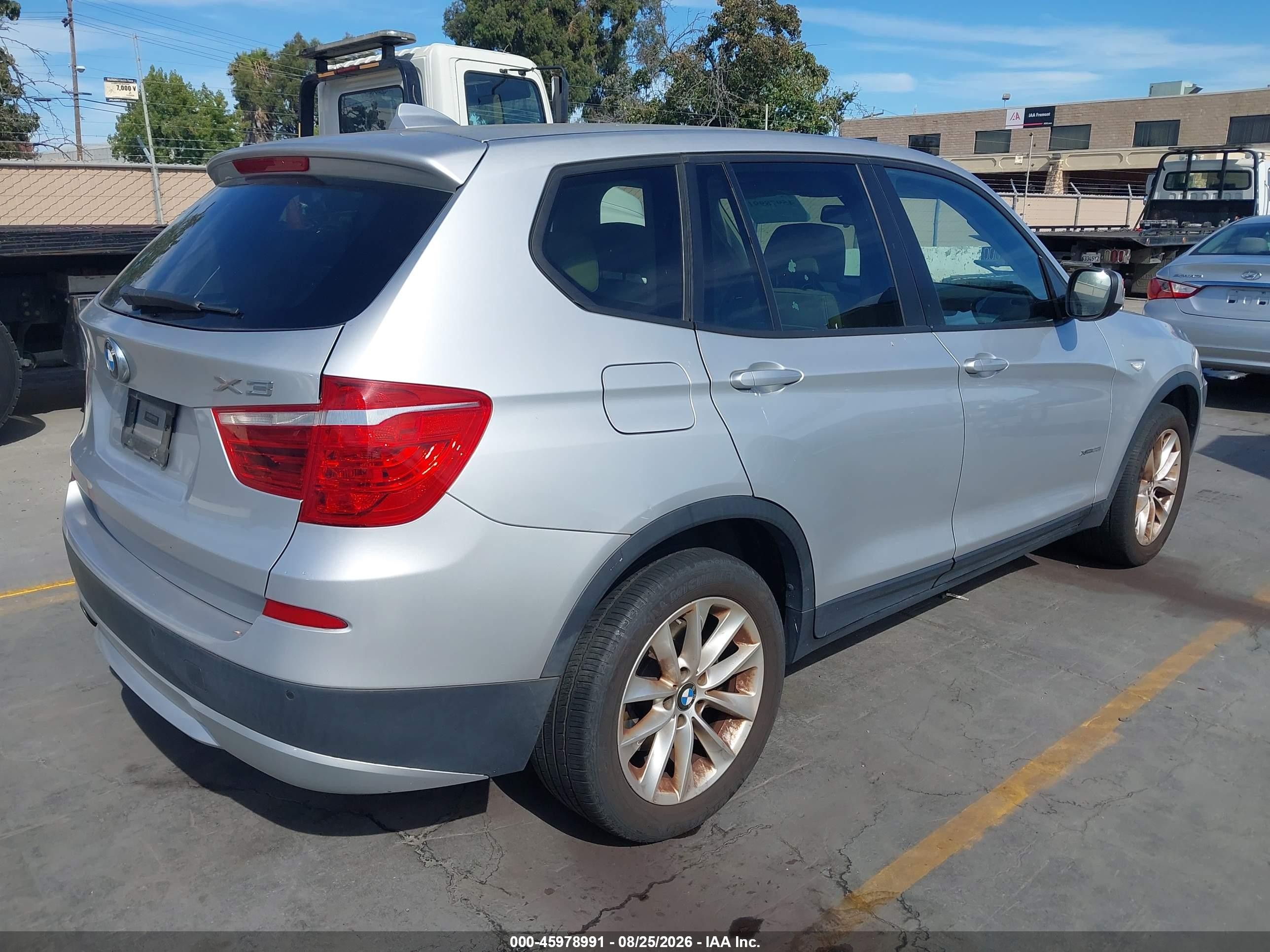 2013 Bmw X3 Xdrive28i Серебряный vin: 5UXWX9C5XD0A16523