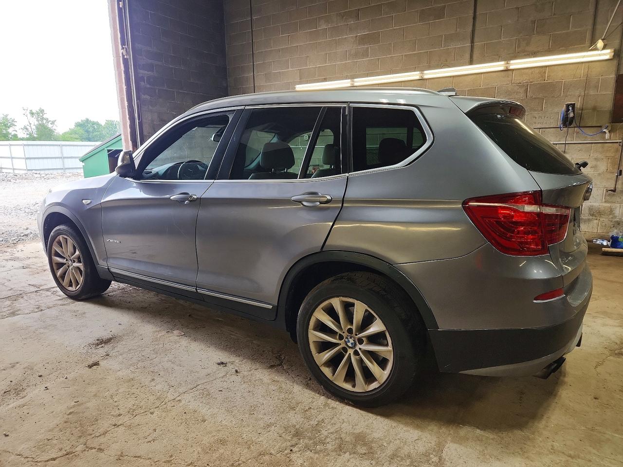 2013 Bmw X3 Xdrive28i Silver vin: 5UXWX9C5XD0A22905