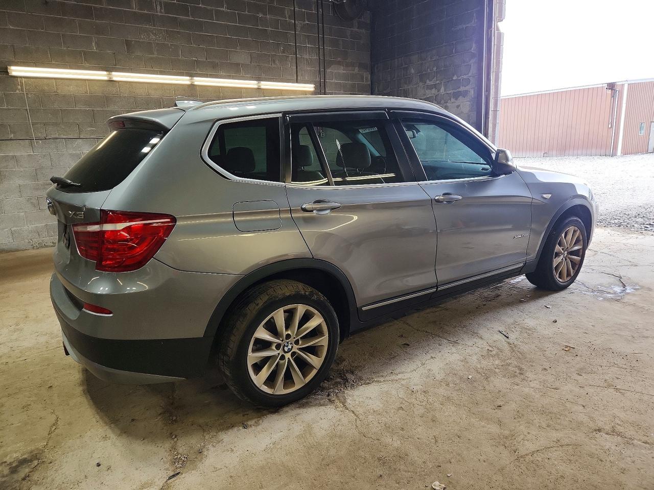 2013 Bmw X3 Xdrive28i Silver vin: 5UXWX9C5XD0A22905