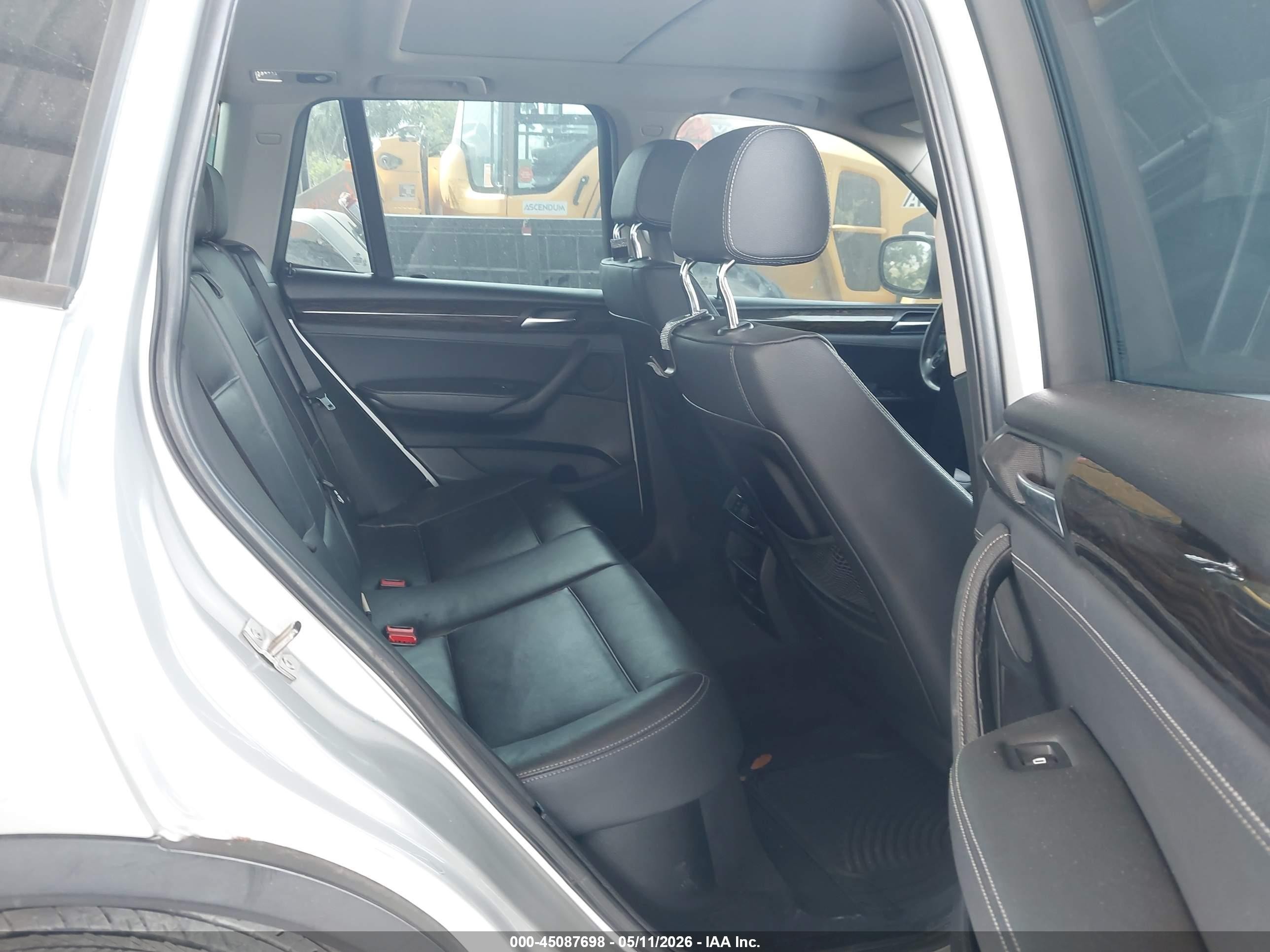 2013 Bmw X3 Xdrive28i Серебряный vin: 5UXWX9C5XD0A23777