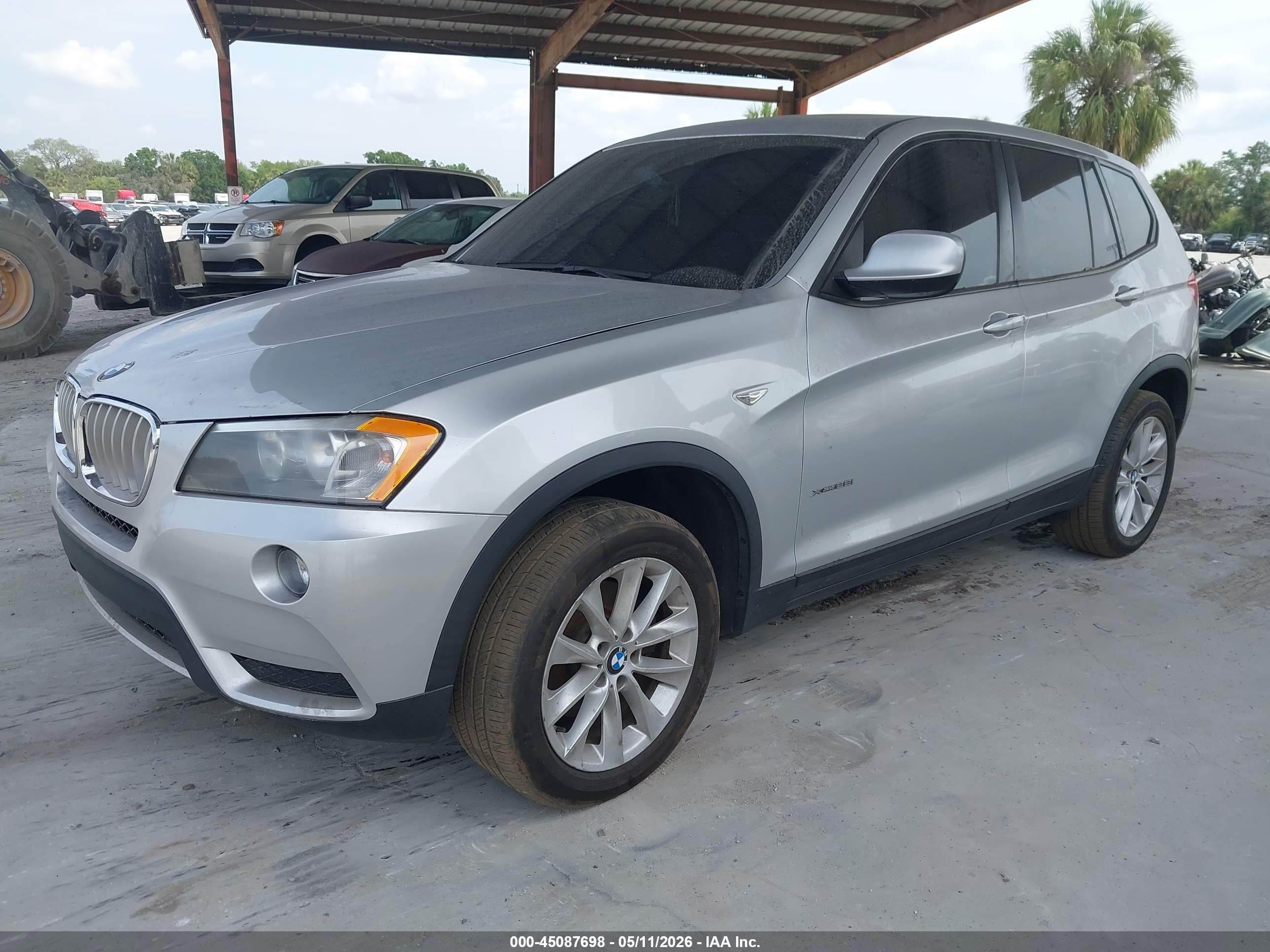 2013 Bmw X3 Xdrive28i Серебряный vin: 5UXWX9C5XD0A23777