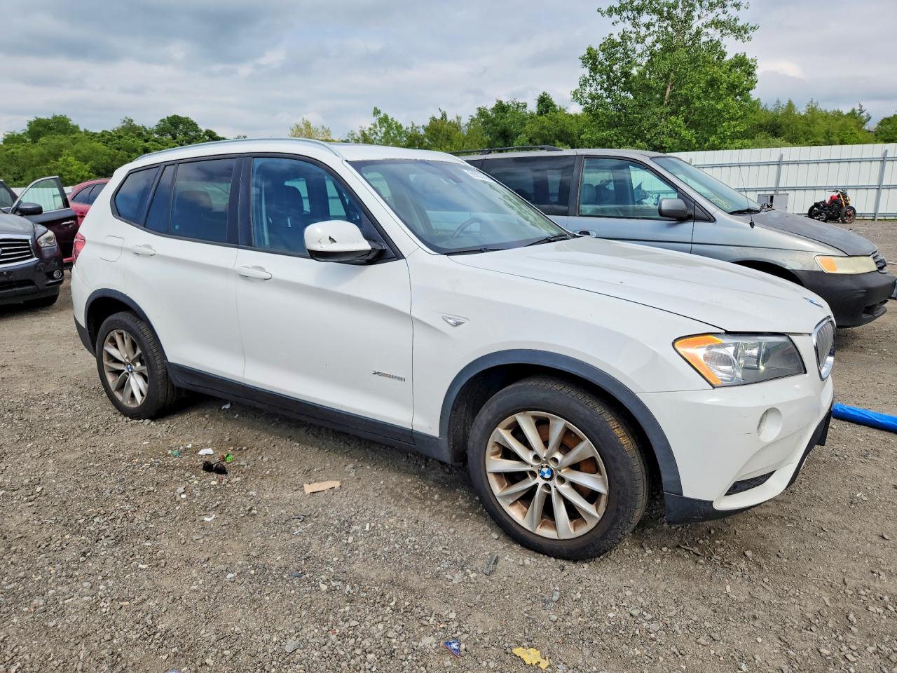 2013 Bmw X3 Xdrive28i White vin: 5UXWX9C5XD0A24315